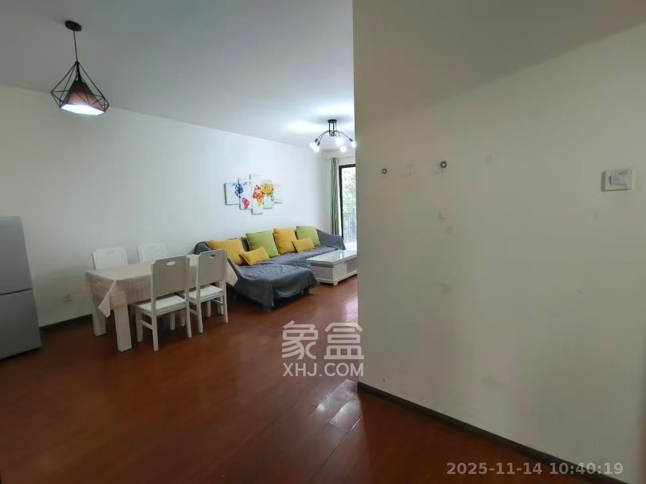 玛丽的花园（金色阳光家园）  3室2厅1卫    1700.0元/月室内图