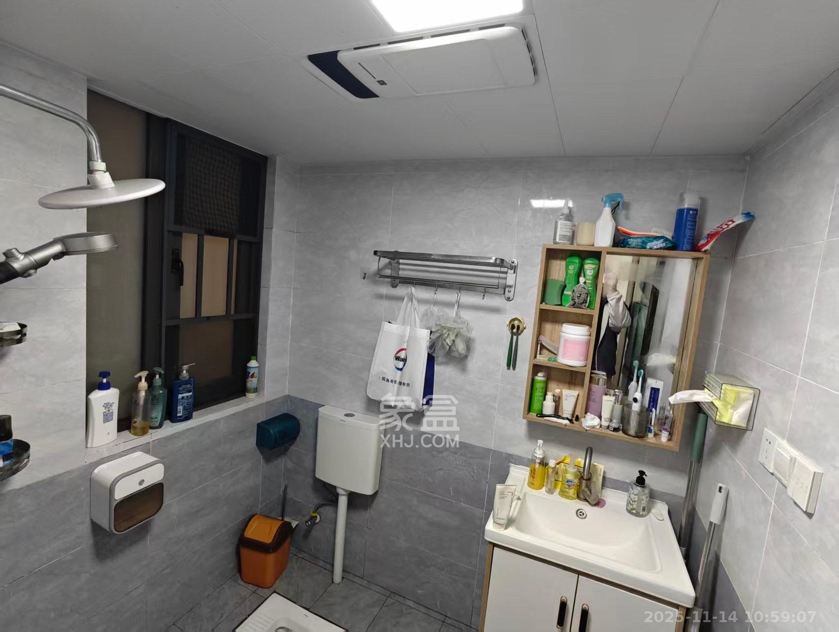 东合新苑 3室1厅1卫 2400.0元/月 东合新苑 3室1厅1卫 2400.0元/月室内图