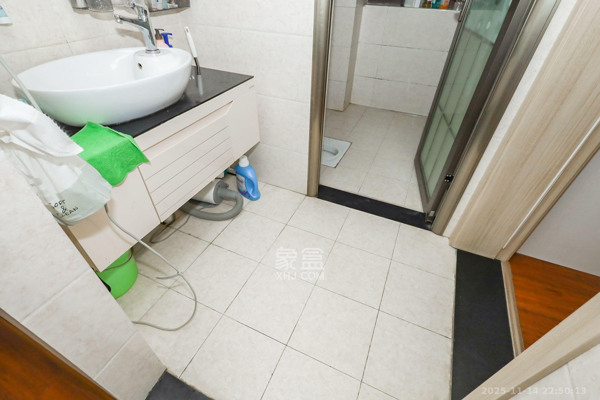 世茂外滩里(世茂铂翠湾三期) 3室2厅1卫 3400.0元/月 世茂外滩里(世茂铂翠湾三期) 3室2厅1卫 3400.0元/月室内图