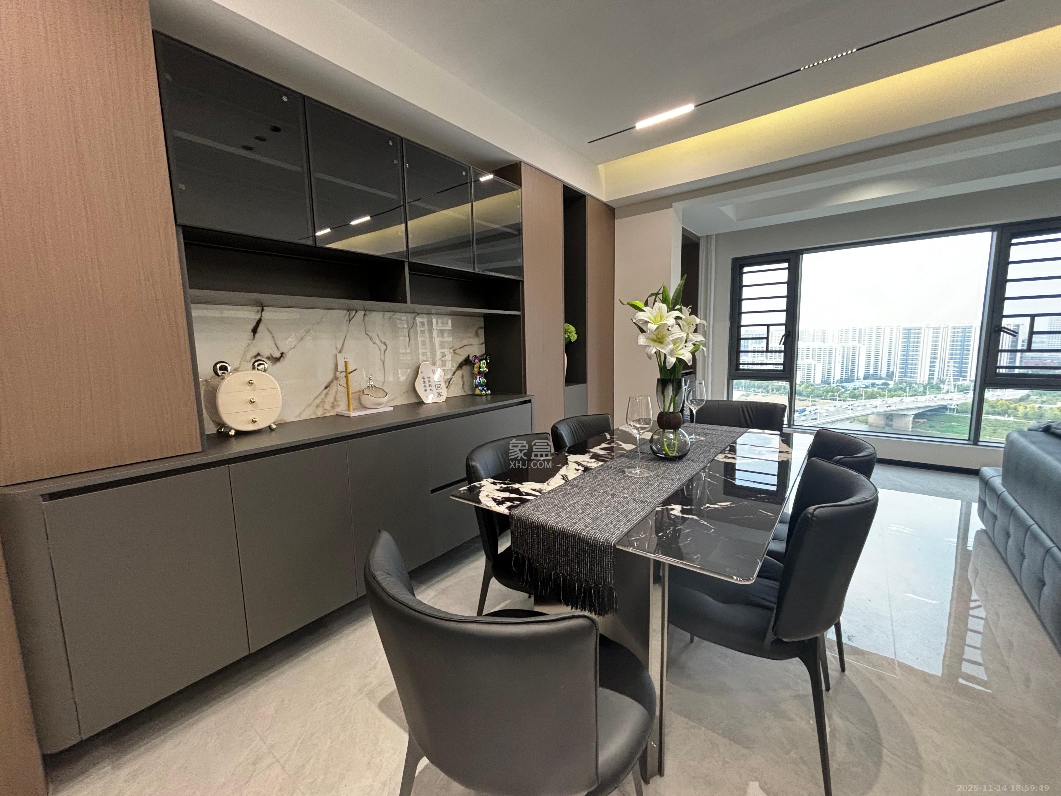 绿地长沙城际空间站（绿地新里佳苑）  4室2厅2卫    3600.0元/月室内图