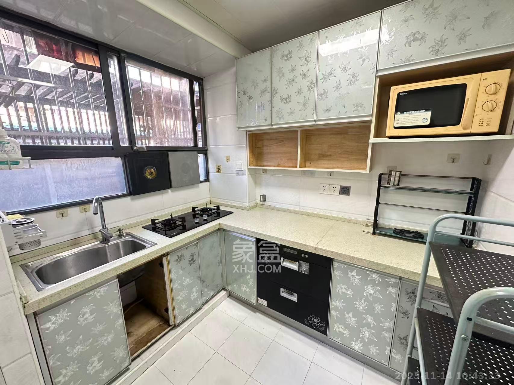 仰天湖4村 2室2厅1卫 1900.0元/月 仰天湖4村 2室2厅1卫 1900.0元/月室内图