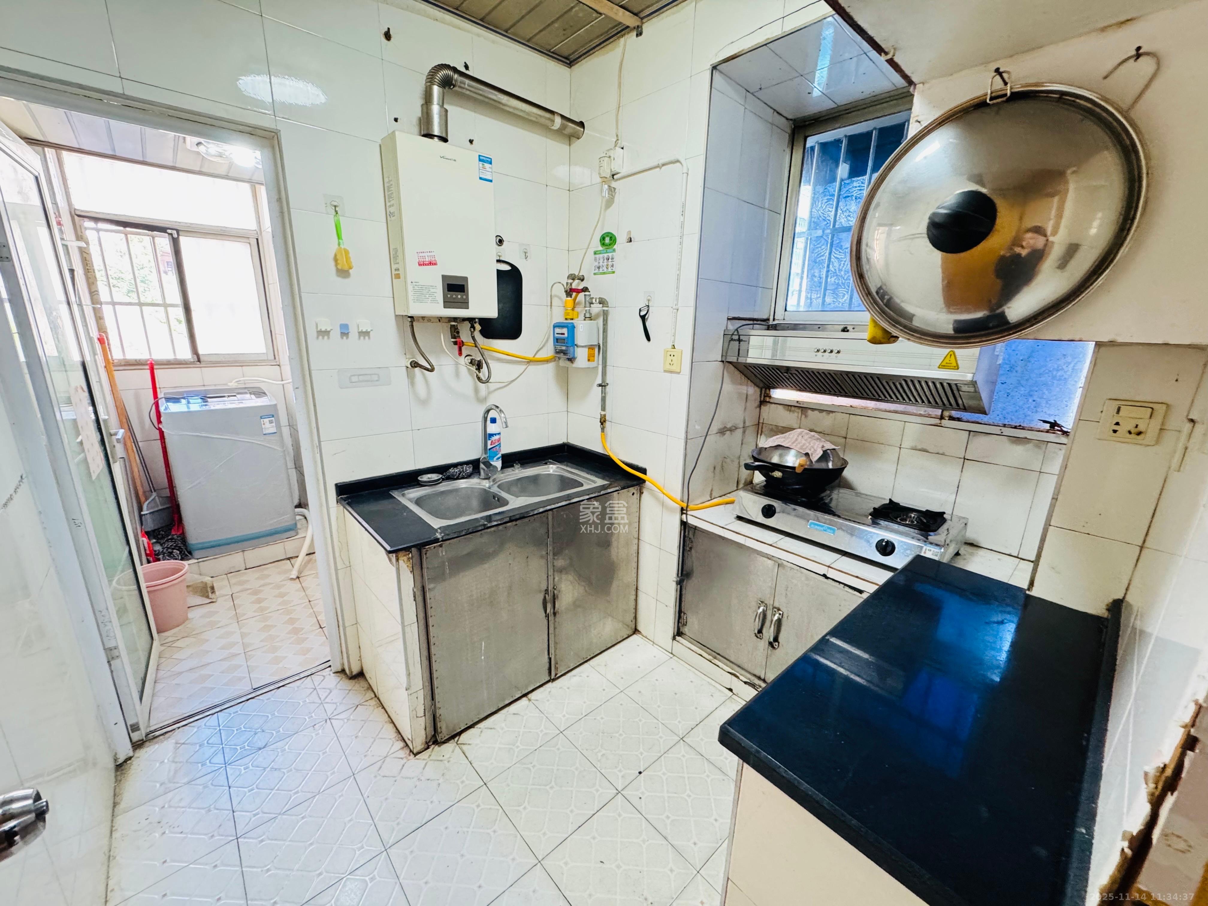 涂家冲社区(涂新小区、农商银行宿舍) 2室1厅1卫 1700.0元/月 涂家冲社区(涂新小区、农商银行宿舍) 2室1厅1卫 1700.0元/月室内图