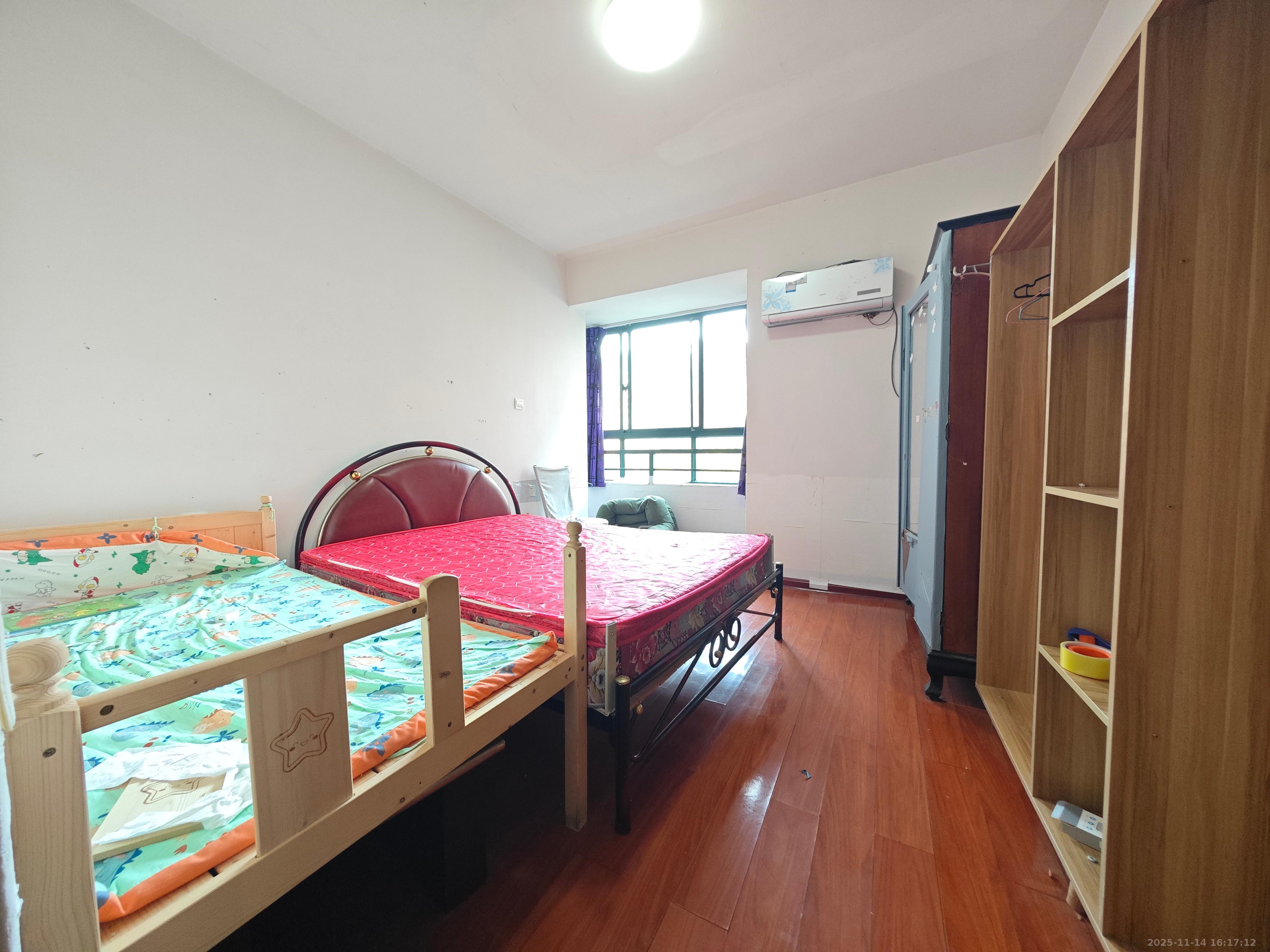 华盛世纪新城 2室2厅1卫 1700.0元/月 华盛世纪新城 2室2厅1卫 1700.0元/月室内图