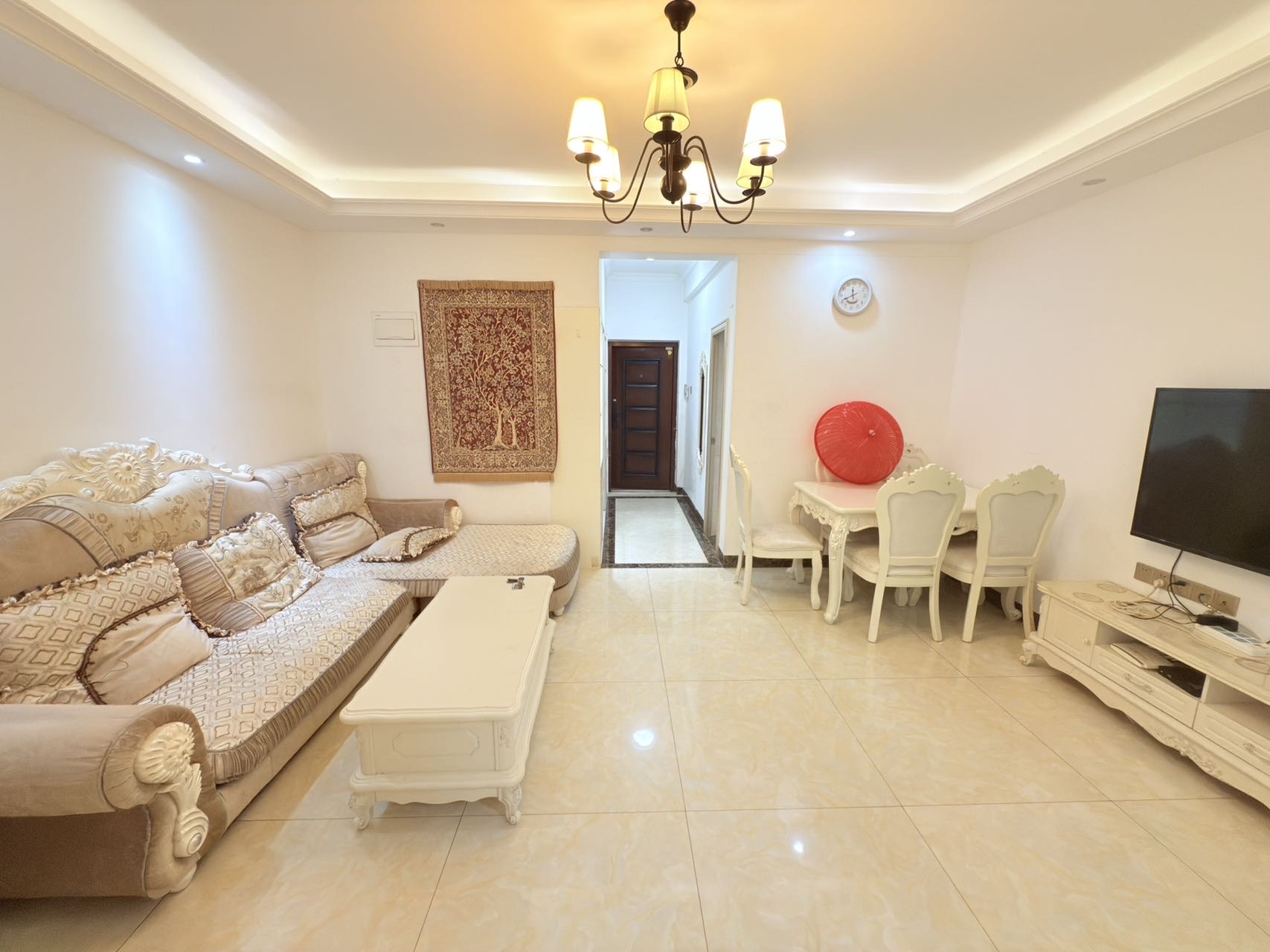 江畔人家  1室1厅1卫    2200.0元/月室内图