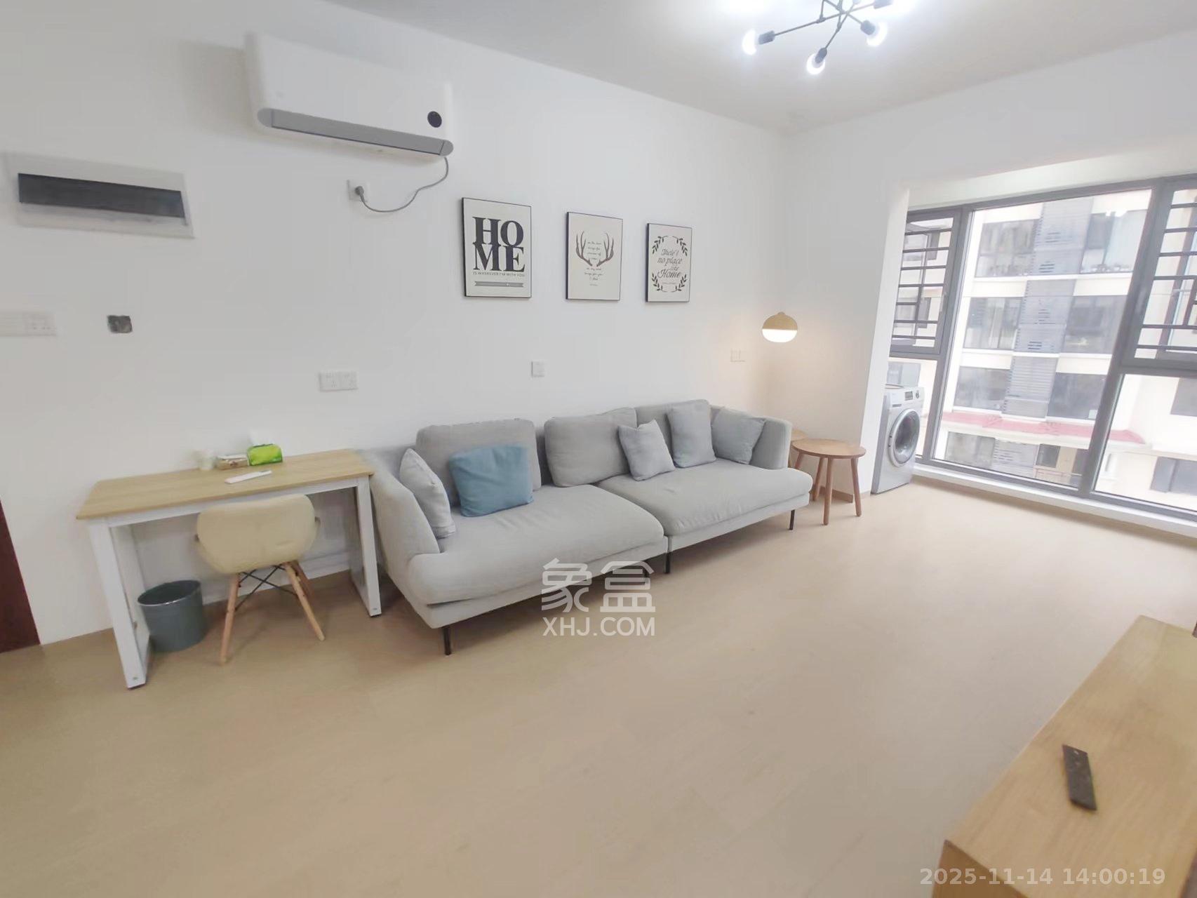 蔷薇国际  1室1厅1卫    1550.0元/月室内图