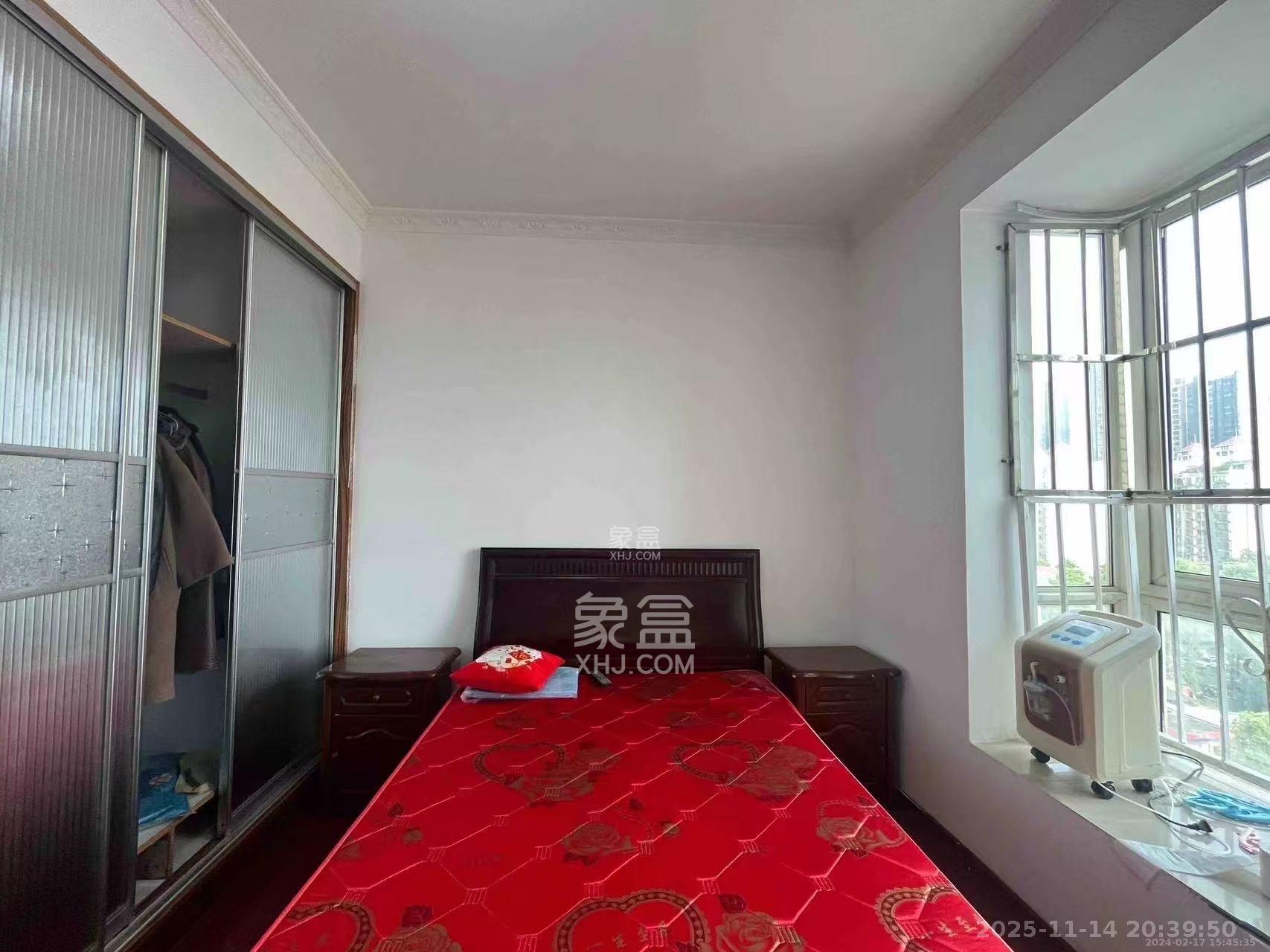 金碧文华 1室2厅1卫 2000.0元/月 金碧文华 1室2厅1卫 2000.0元/月室内图