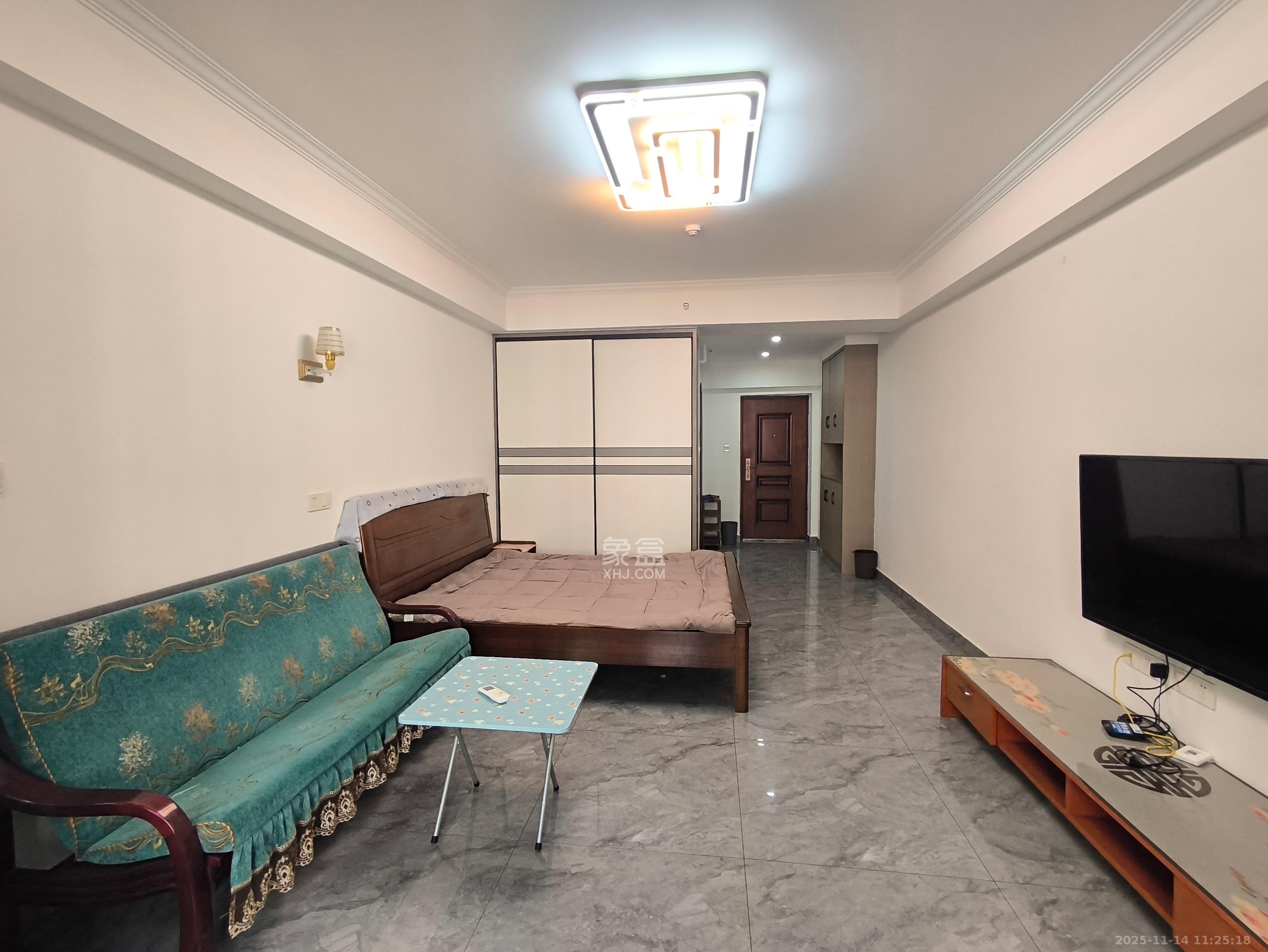 福晟钱隆国际（晟冉景苑）  1室1厅1卫    1600.0元/月