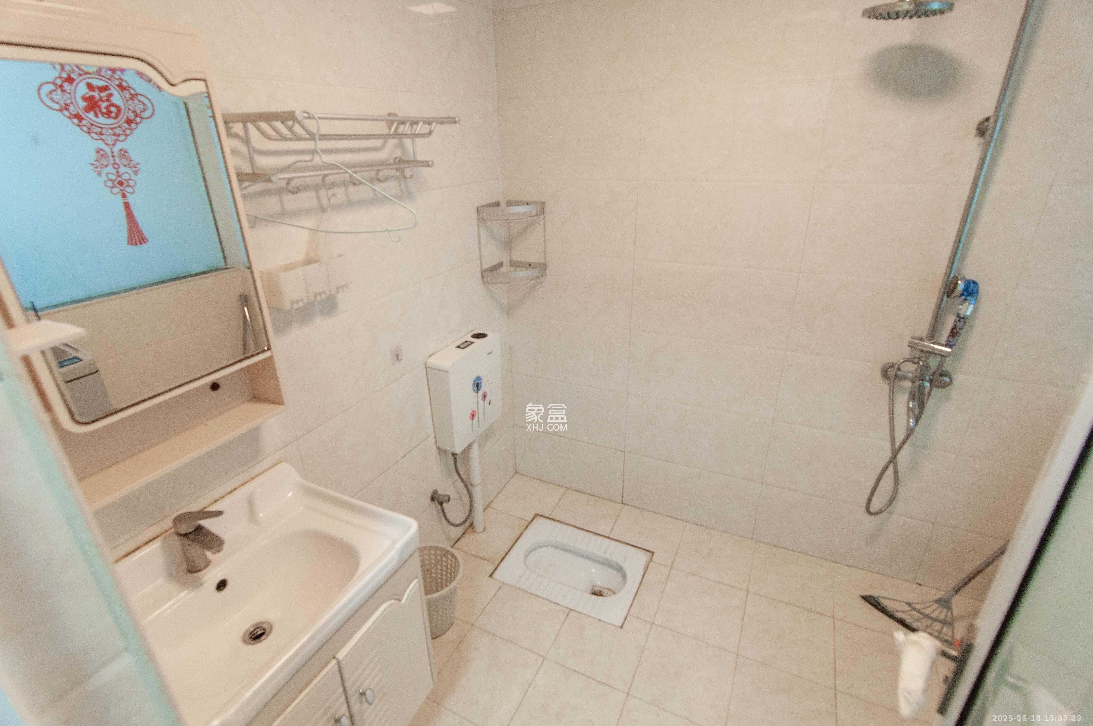 恒泰广场  1室1厅1卫    1500.0元/月室内图