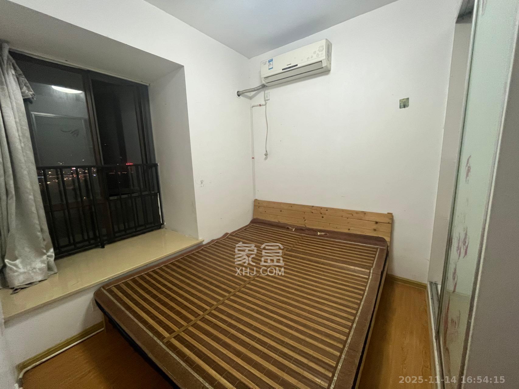 金色溪泉湾 2室1厅1卫 2200.0元/月 金色溪泉湾 2室1厅1卫 2200.0元/月室内图