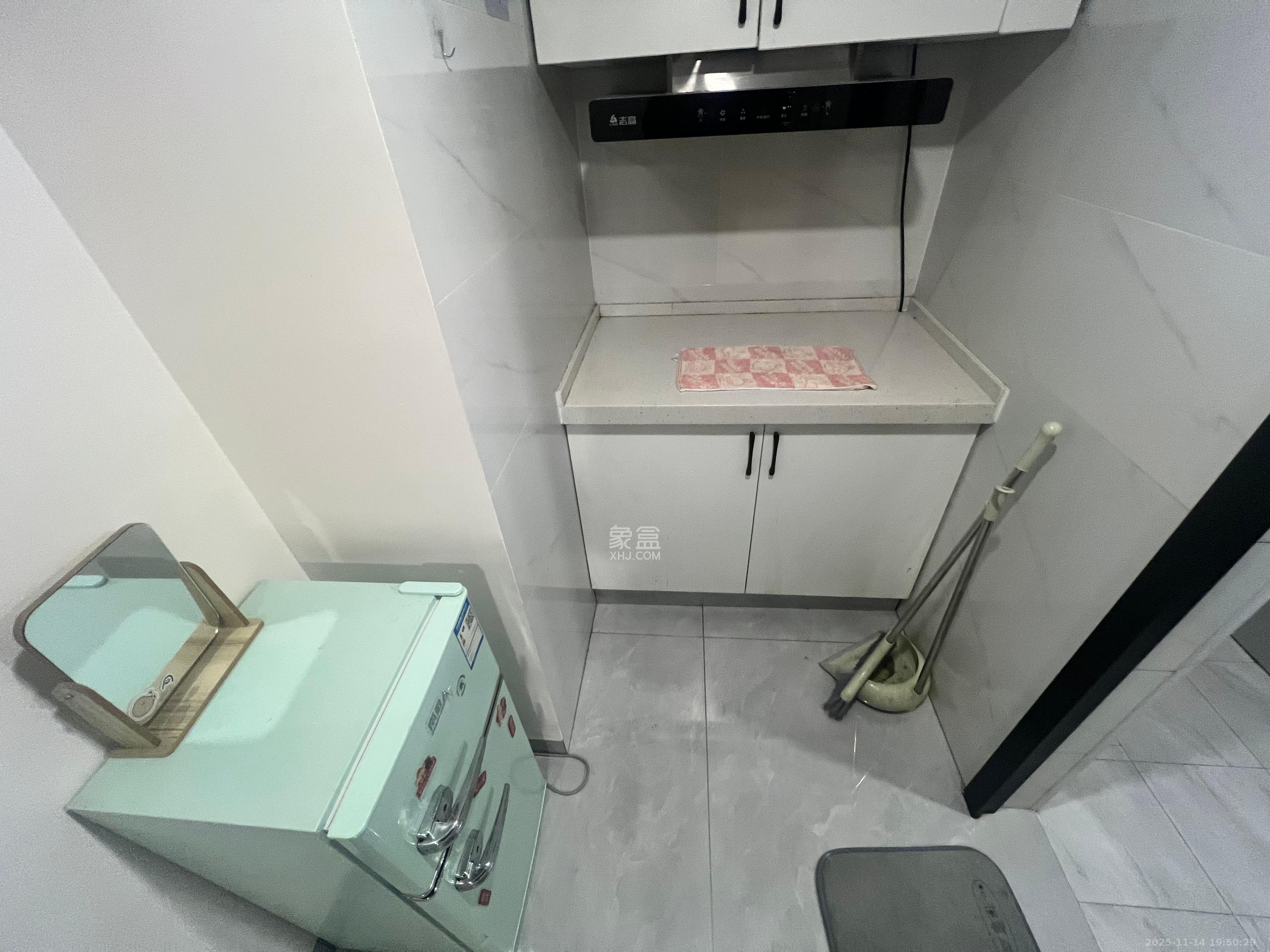 万科金色梦想A区  2室1厅1卫    1000.0元/月