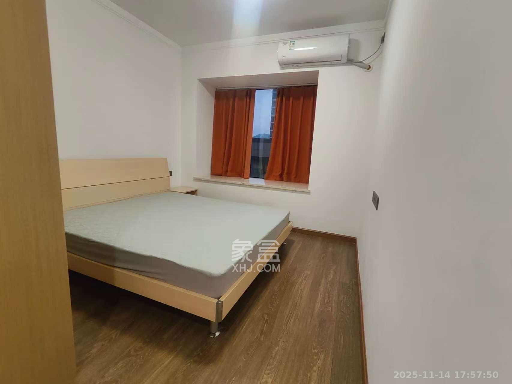 招商华发依云曦城 3室2厅2卫 2500.0元/月 招商华发依云曦城 3室2厅2卫 2500.0元/月室内图