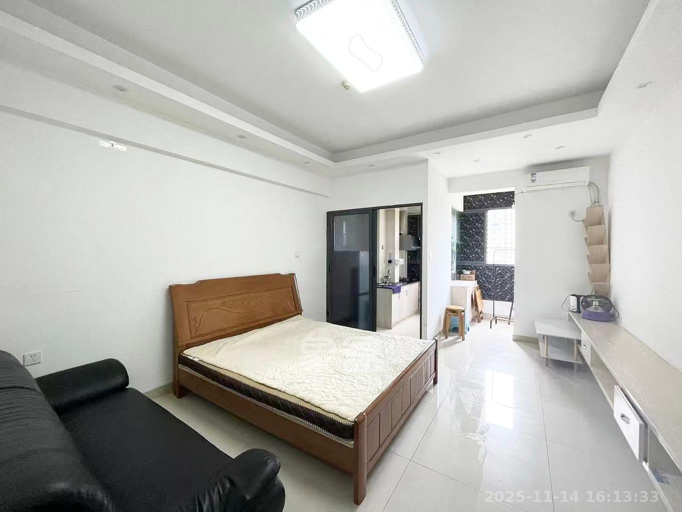 保利麓谷林语I区  1室1厅1卫    1500.0元/月