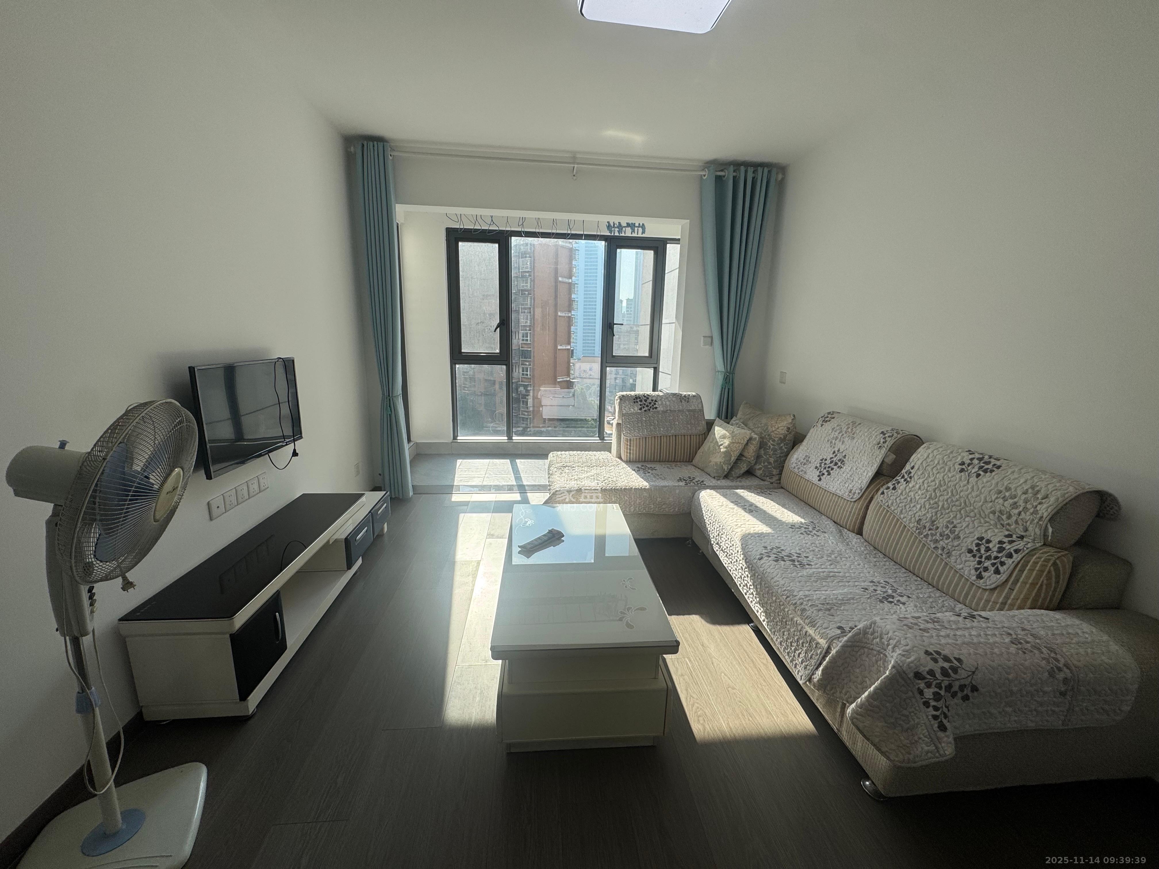 润和翰文府 3室2厅1卫 2800.0元/月 润和翰文府 3室2厅1卫 2800.0元/月室内图