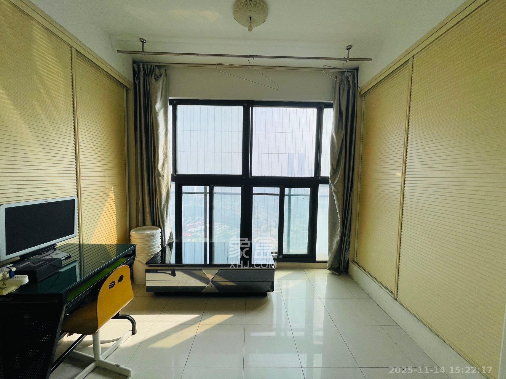 江河双水湾 3室2厅2卫 2500.0元/月 江河双水湾 3室2厅2卫 2500.0元/月室内图