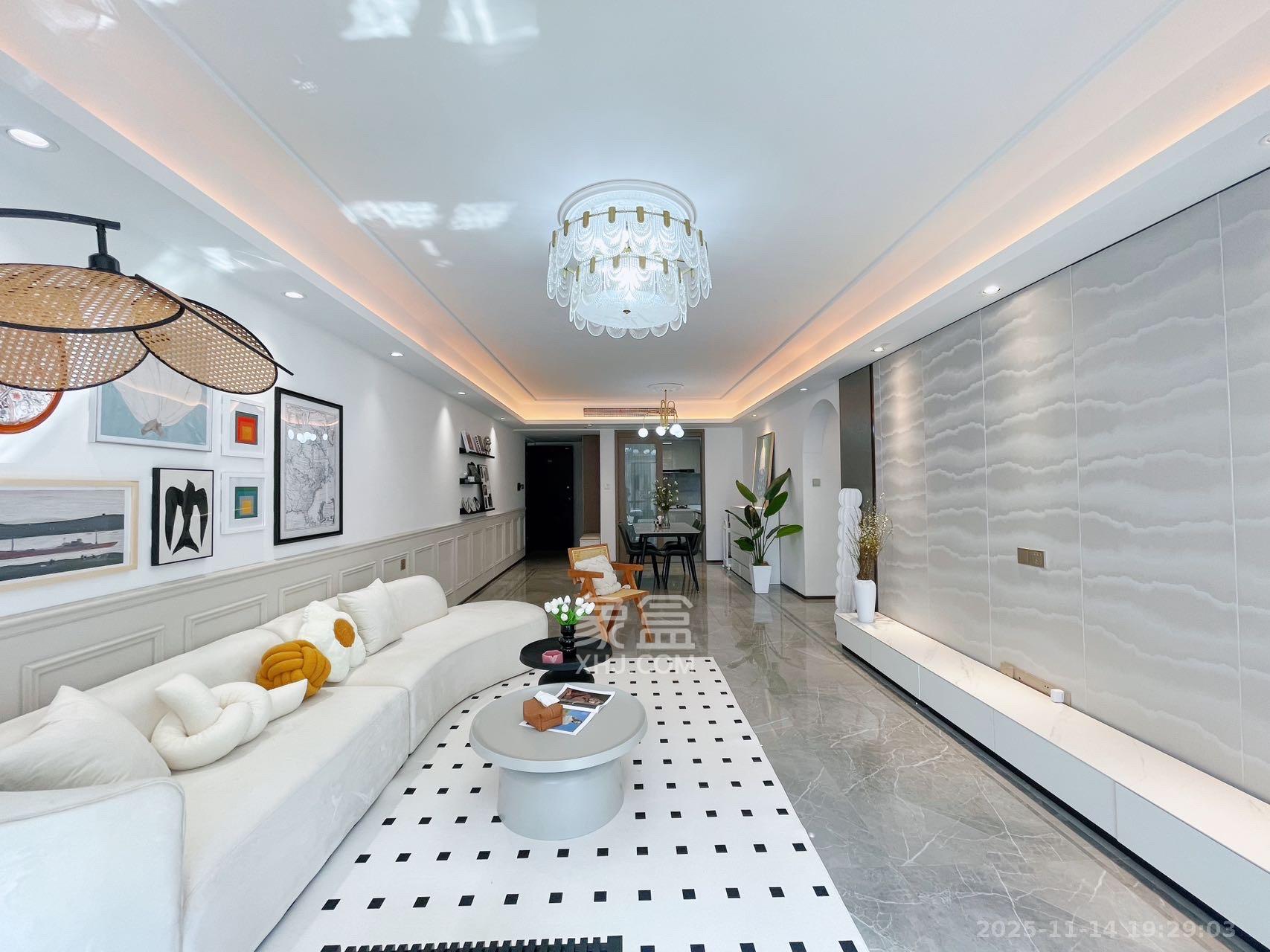 金茂建发泊悦  4室2厅2卫    5280.0元/月室内图