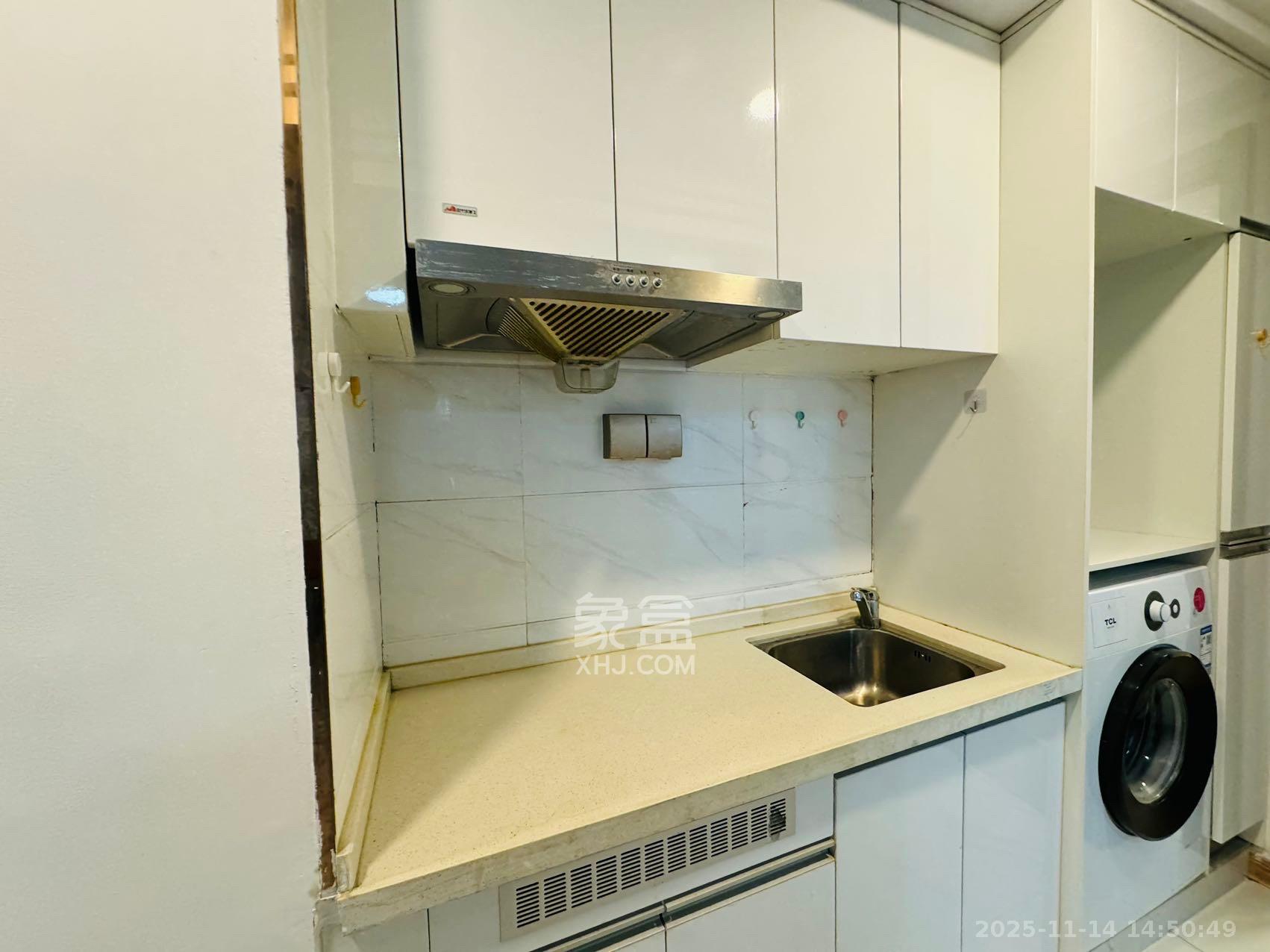 碧桂园城市之光 1室0厅0卫 2400.0元/月 碧桂园城市之光 1室0厅0卫 2400.0元/月室内图