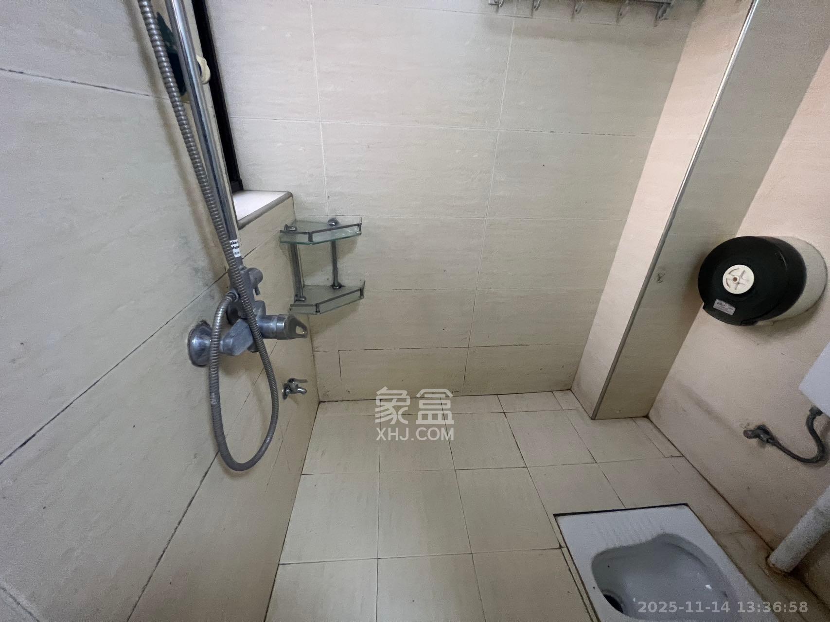 保利麓谷林语E区  3室2厅1卫    2200.0元/月室内图