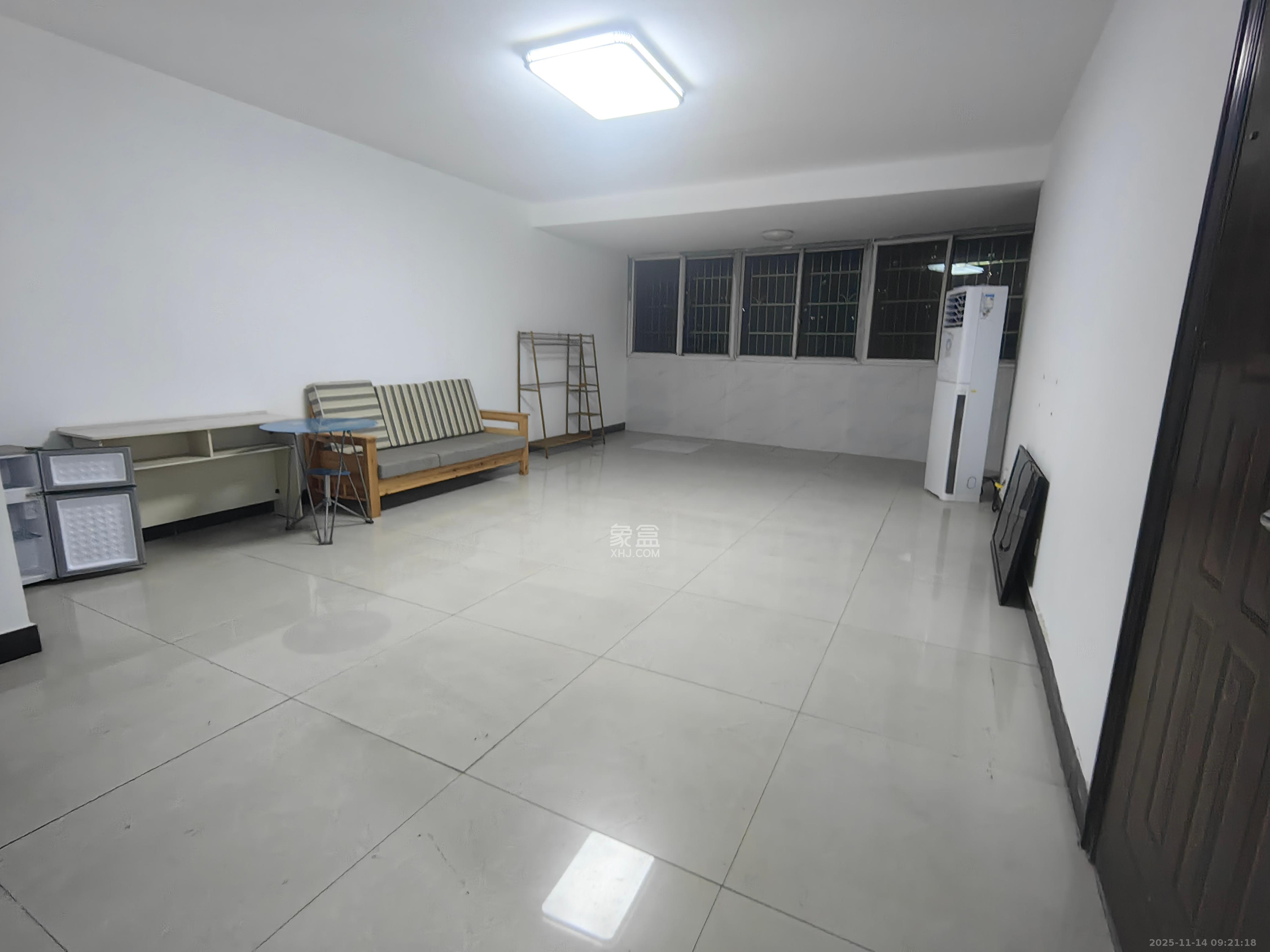 欣胜园 2室2厅1卫 1400.0元/月 欣胜园 2室2厅1卫 1400.0元/月室内图