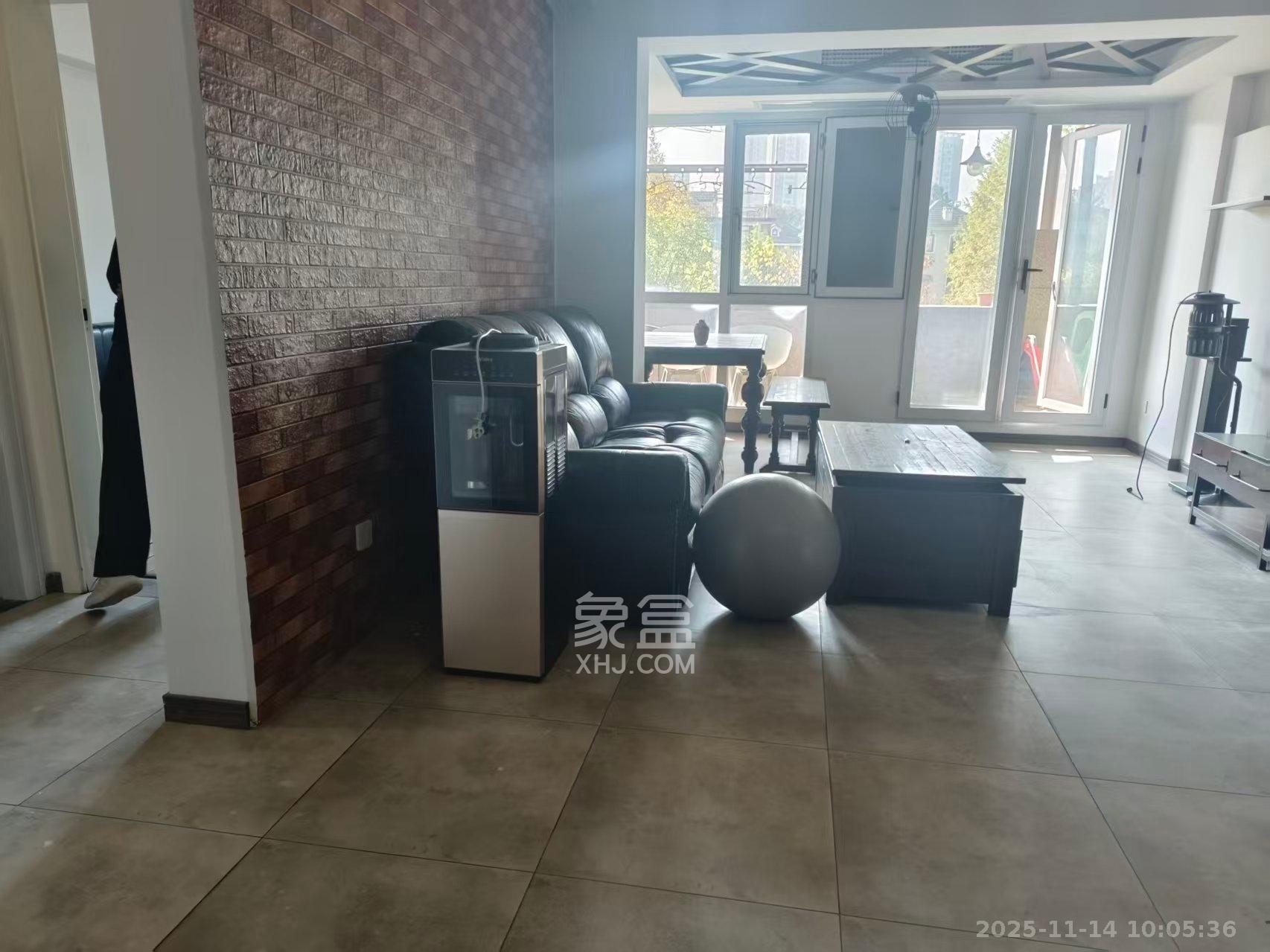 美洲故事高层 6室2厅2卫 5500.0元/月 美洲故事高层 6室2厅2卫 5500.0元/月室内图