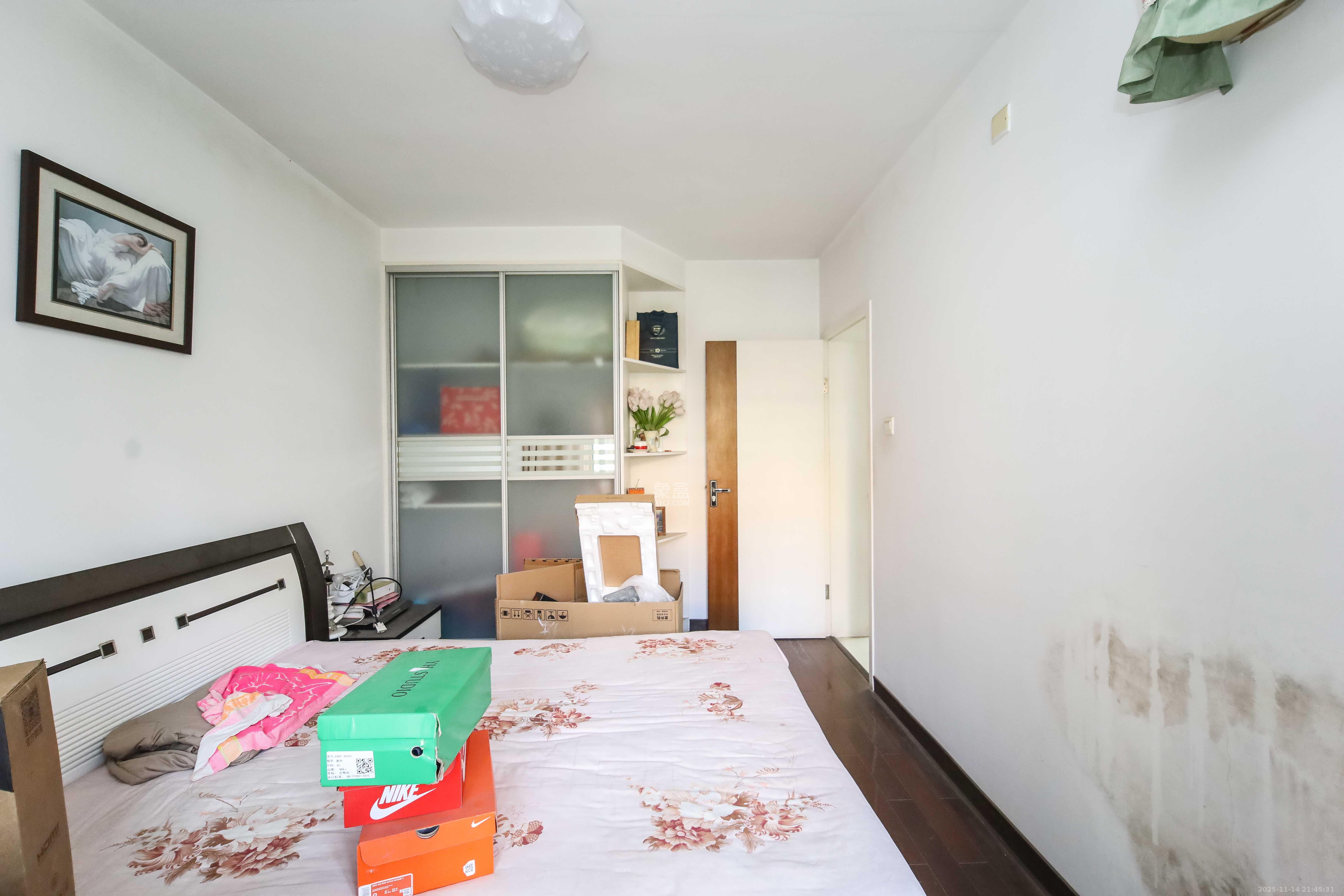 芙蓉苑 3室2厅1卫 61.6万 芙蓉苑 3室2厅1卫 61.6万卧室