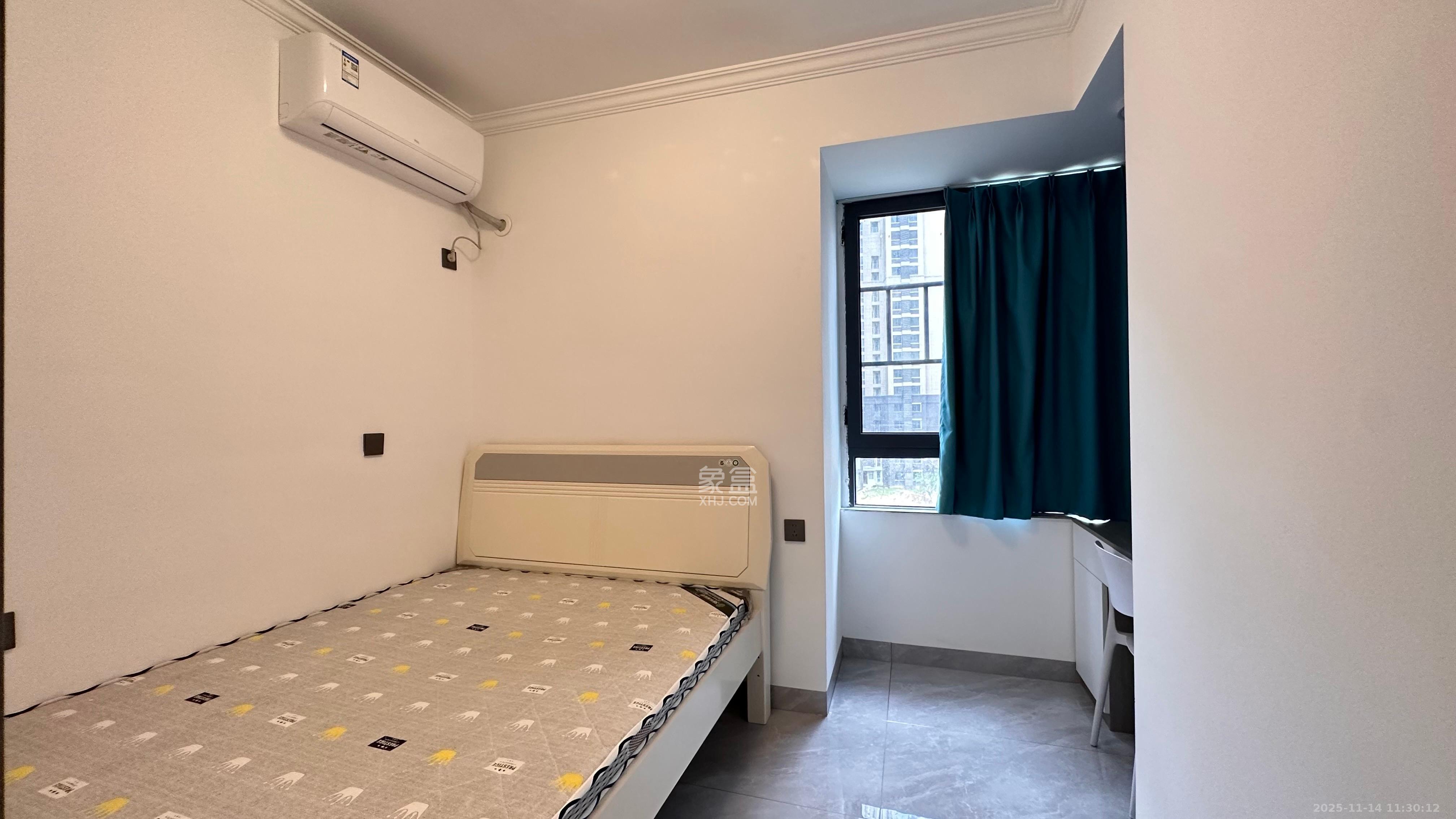 明发阅江悦府  3室2厅1卫    2300.0元/月室内图