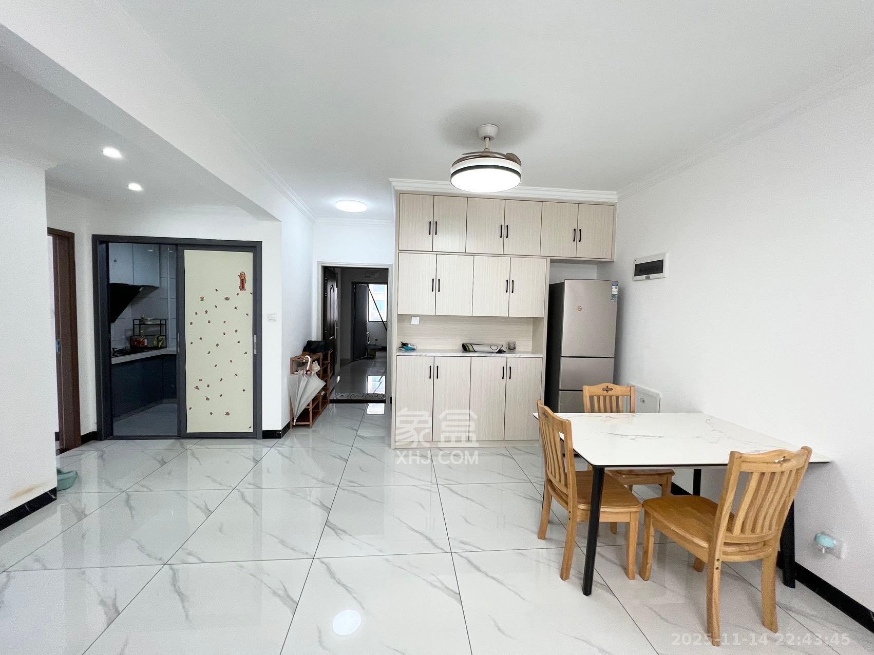 东合新苑 2室2厅1卫 2000.0元/月 东合新苑 2室2厅1卫 2000.0元/月室内图