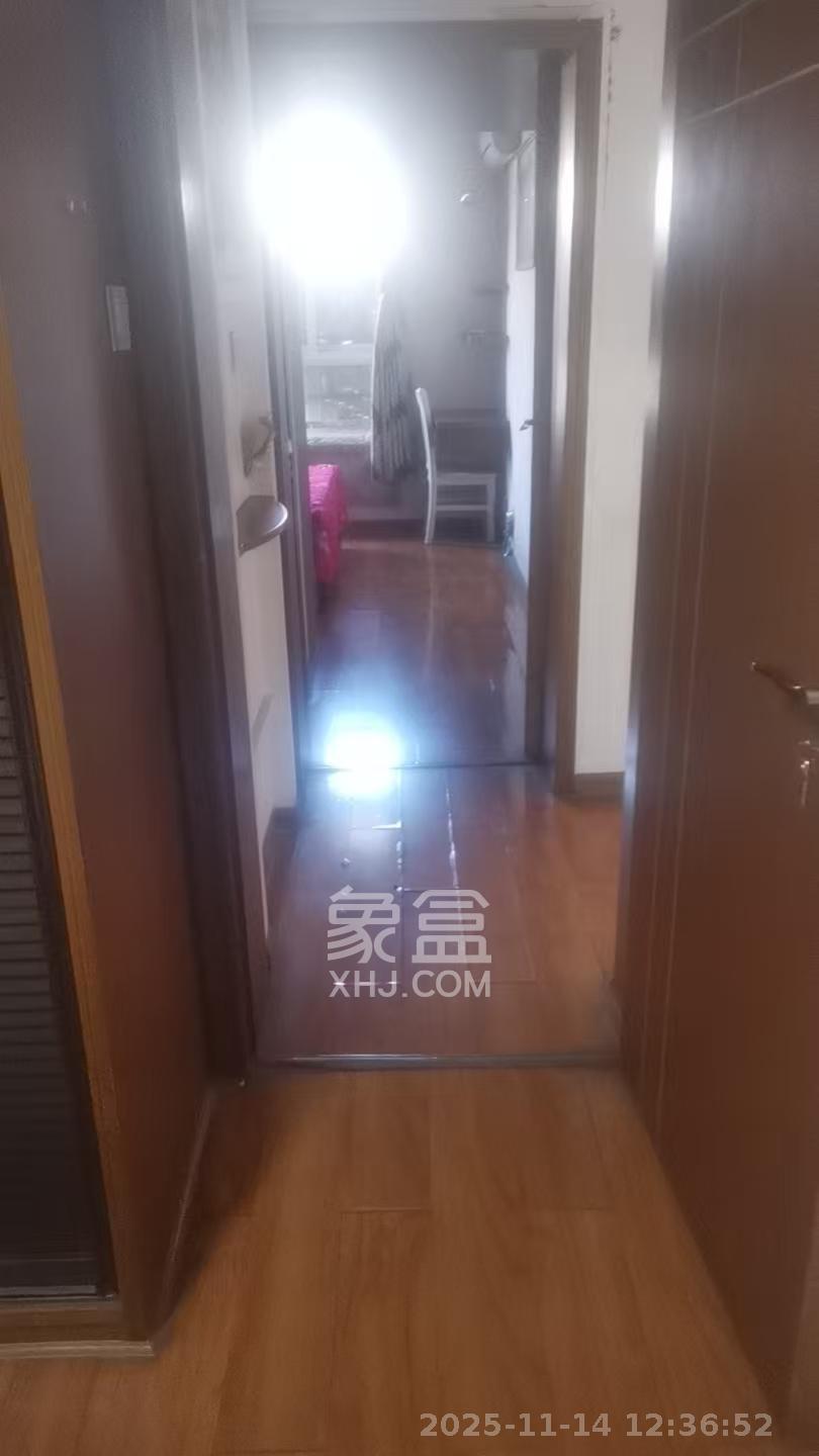 鄱阳小区 2室2厅1卫 1500.0元/月 鄱阳小区 2室2厅1卫 1500.0元/月室内图