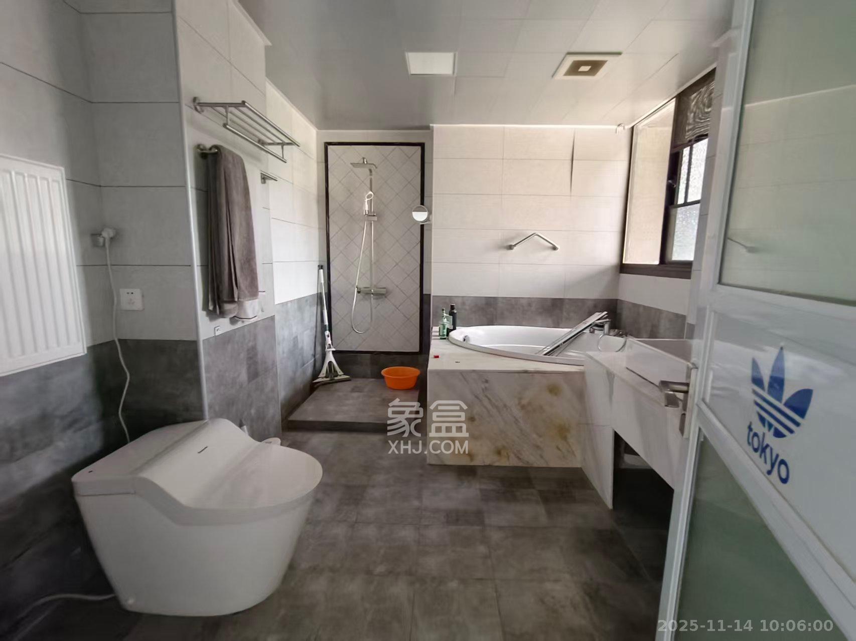 美洲故事高层 6室2厅2卫 5500.0元/月 美洲故事高层 6室2厅2卫 5500.0元/月室内图