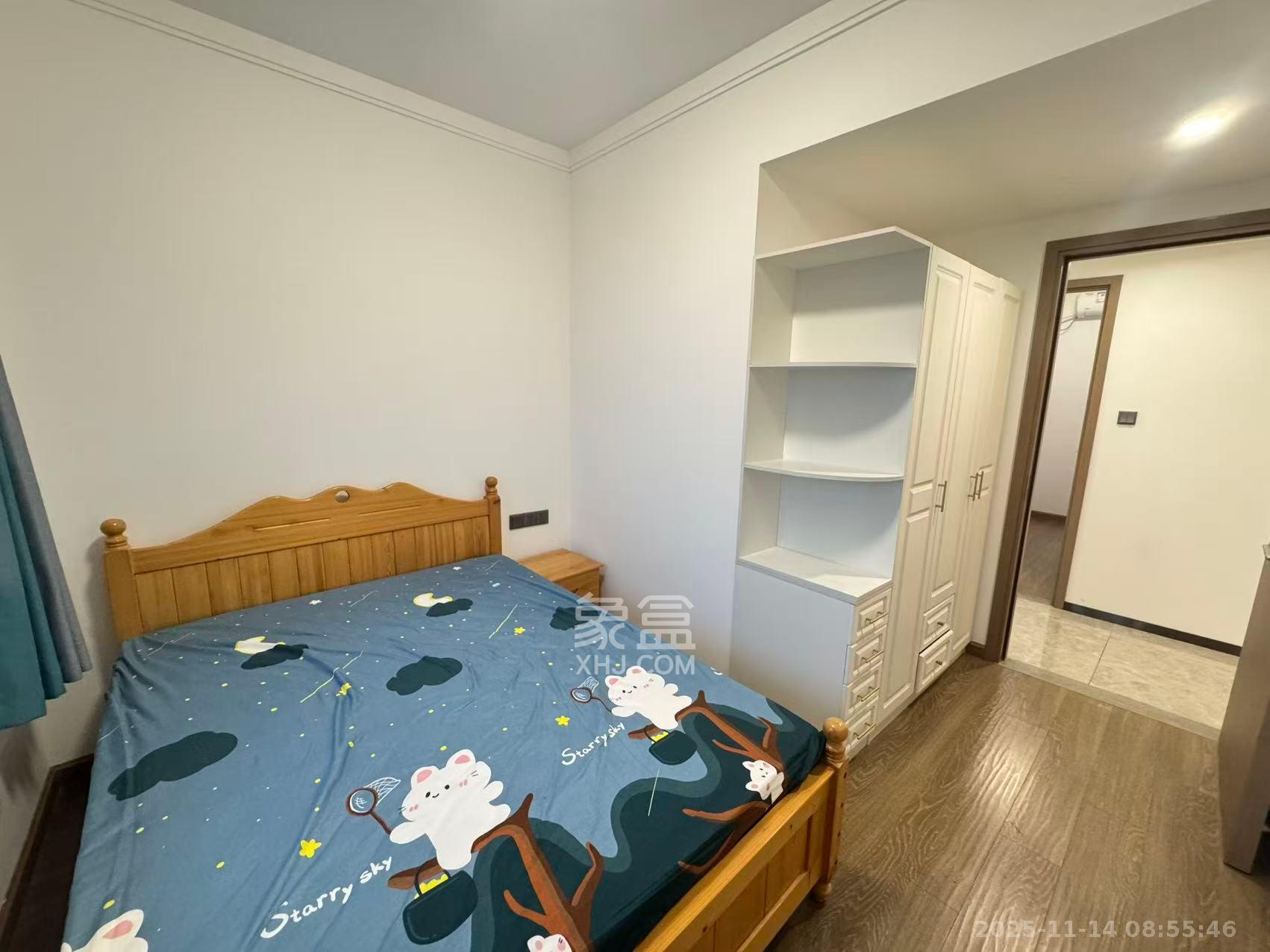 招商华发依云曦城  4室2厅2卫    2800.0元/月室内图