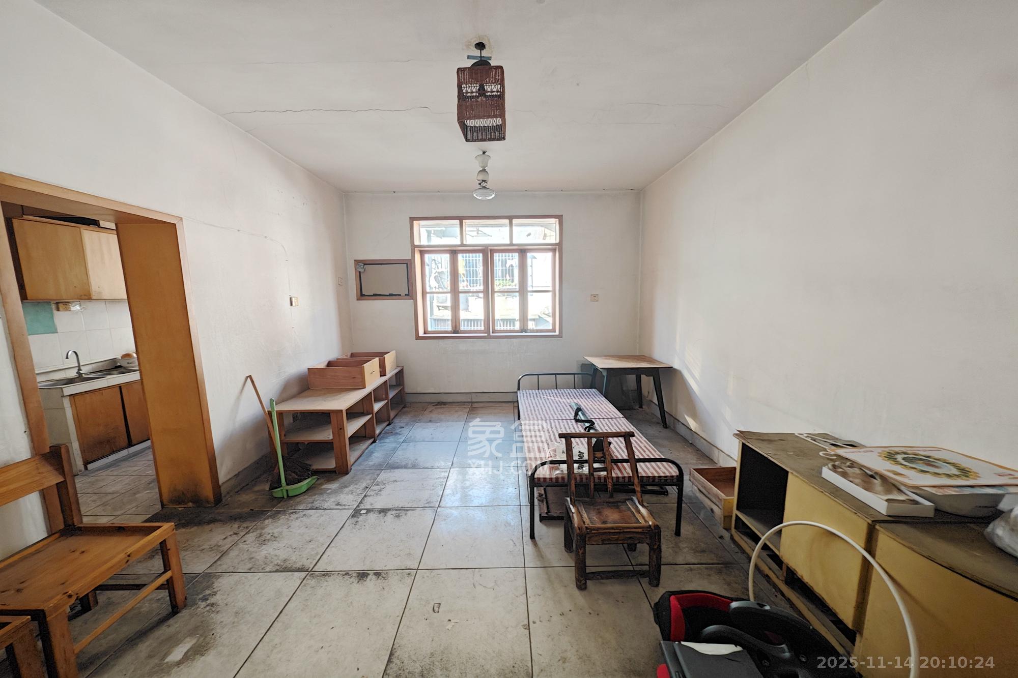 王公塘社区  2室1厅1卫    40.0万客厅