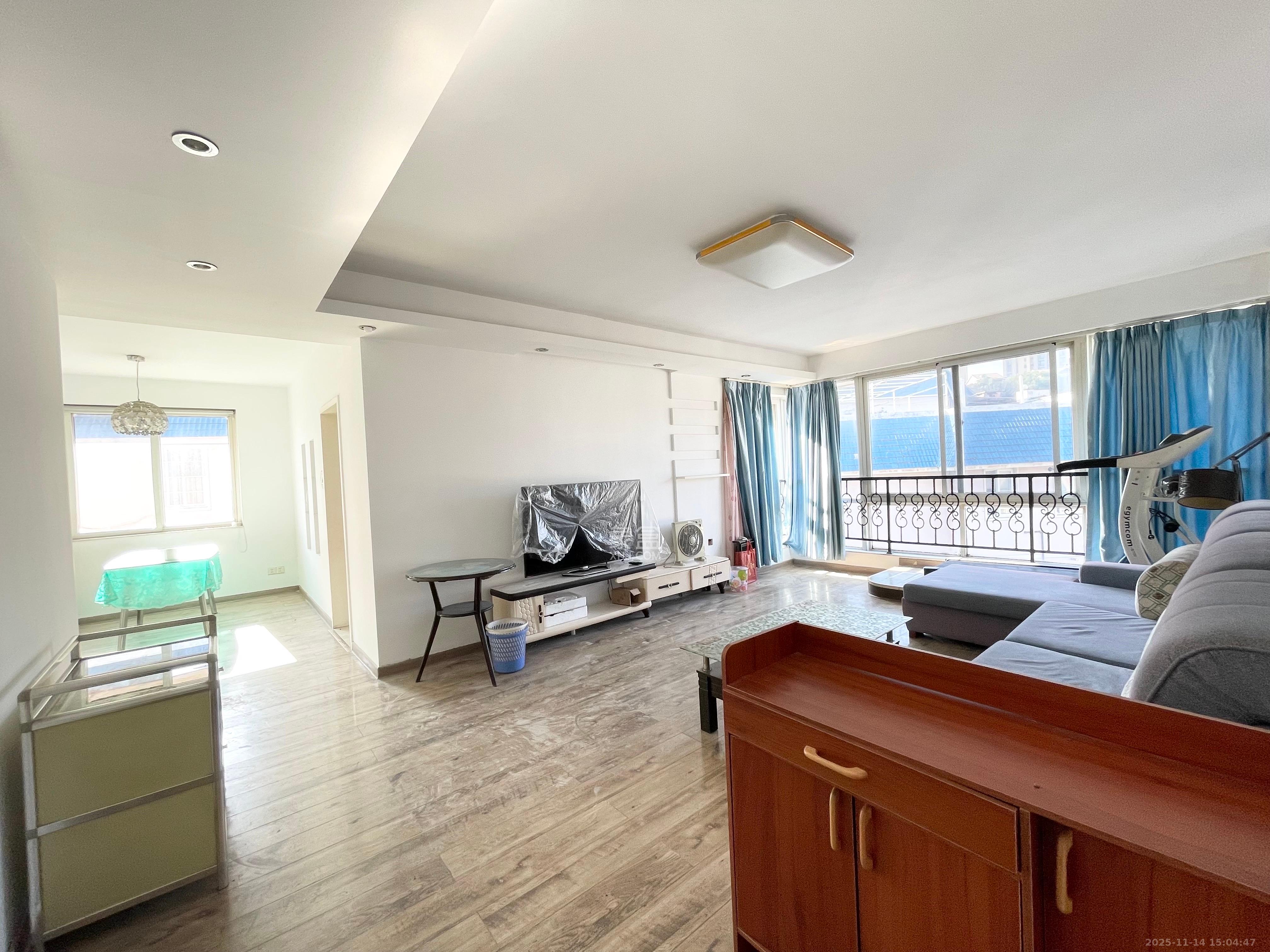 丽江翠园 3室2厅2卫 1500.0元/月 丽江翠园 3室2厅2卫 1500.0元/月室内图