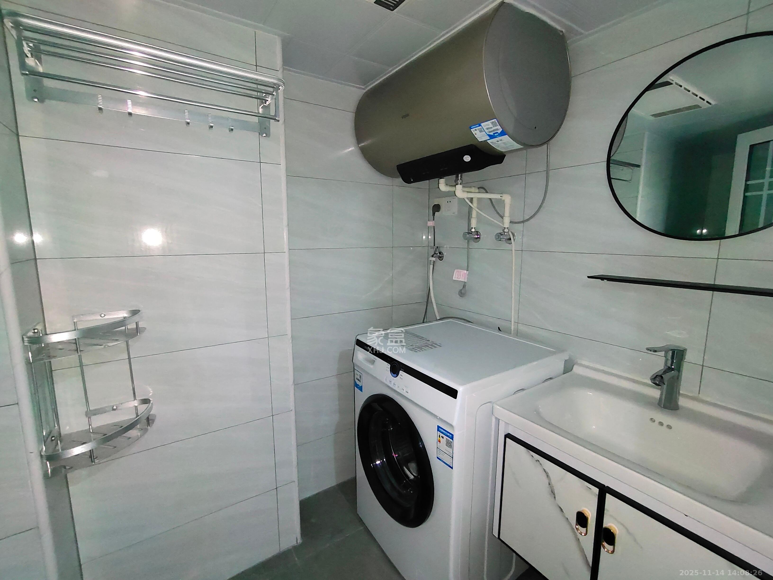 长房时代小镇  2室1厅1卫    2000.0元/月室内图