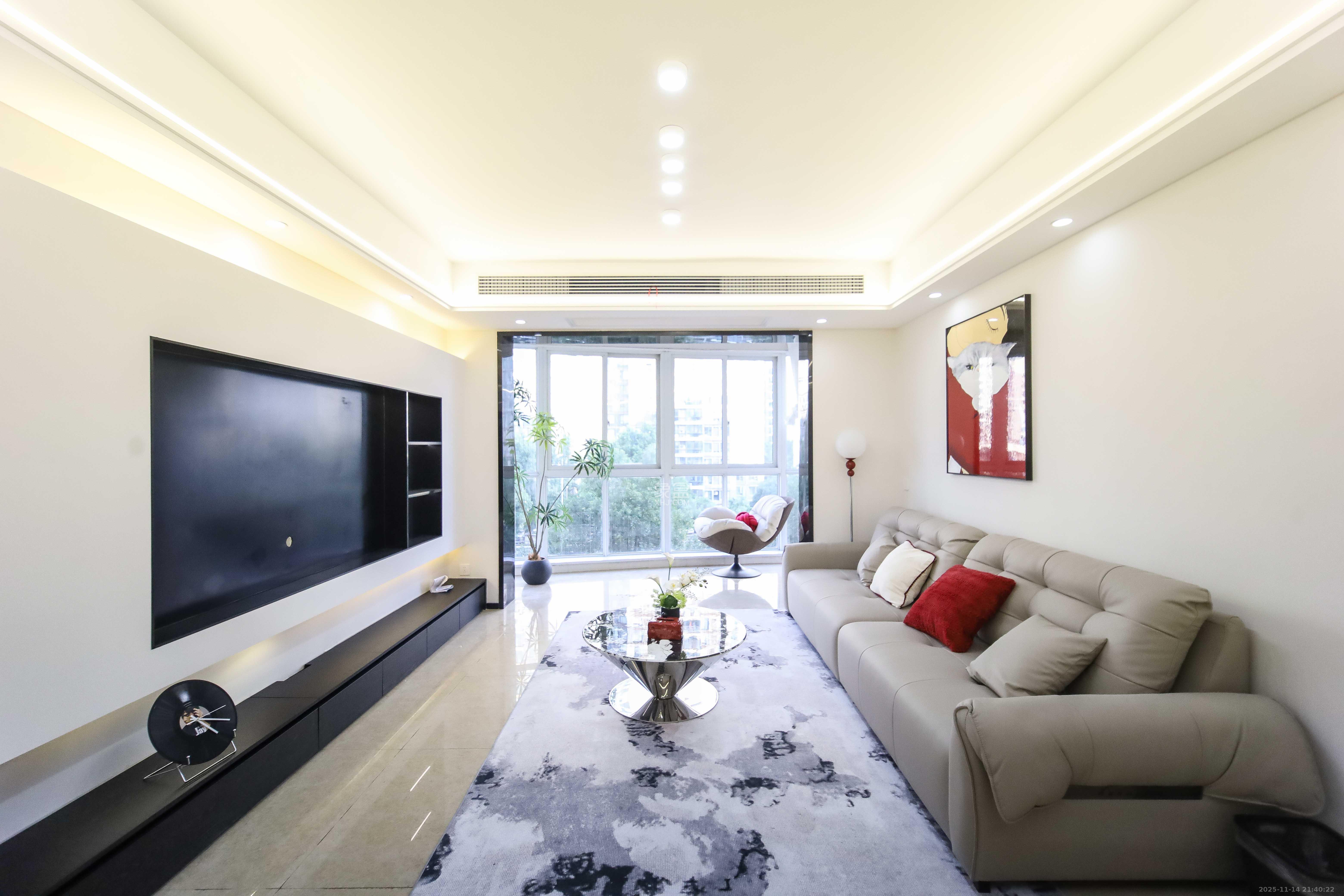 先锋东外滩  3室2厅1卫    105.8万