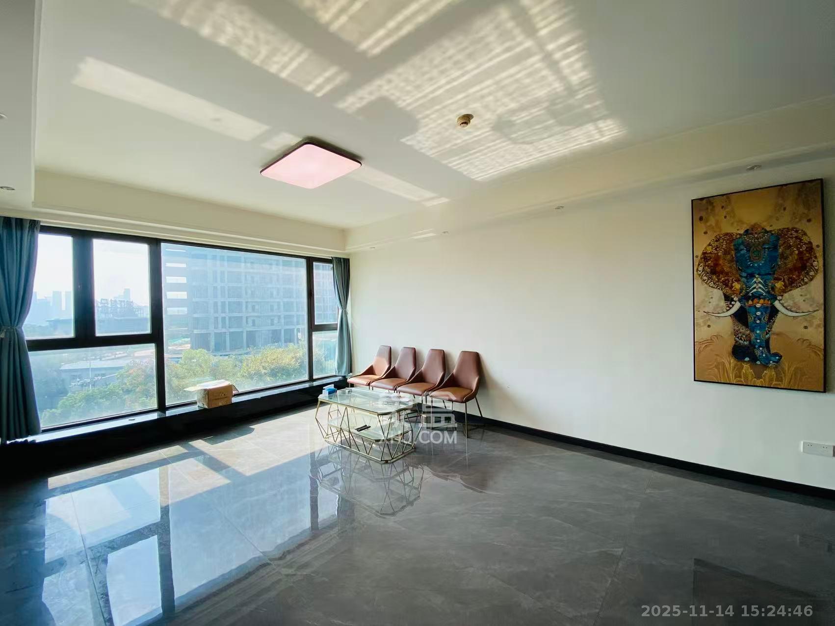 远洋外滩壹号 4室2厅2卫 7500.0元/月 远洋外滩壹号 4室2厅2卫 7500.0元/月室内图