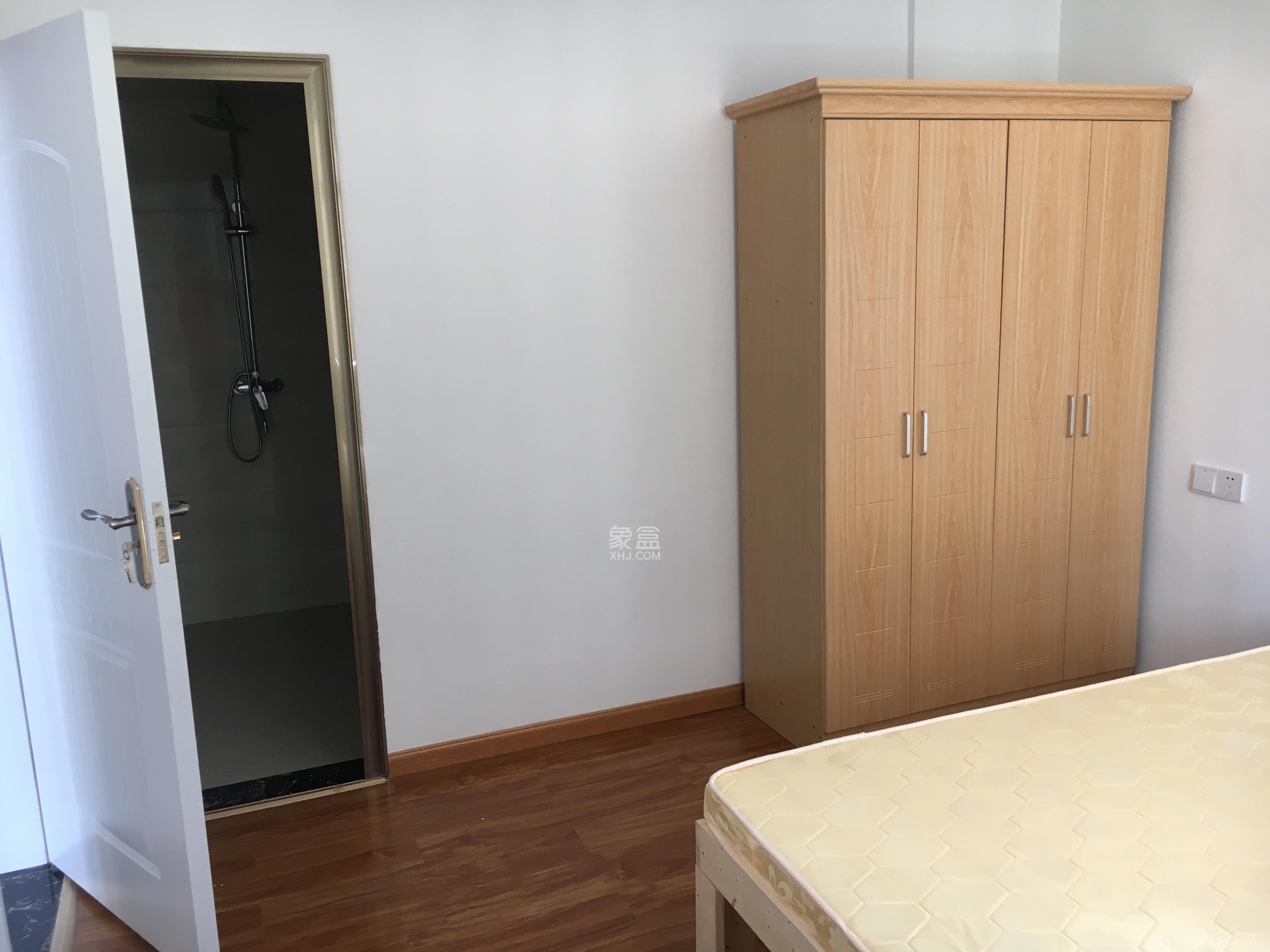 高升时代广场（冠铭商务中心）  5室2厅2卫    3600.0元/月室内图