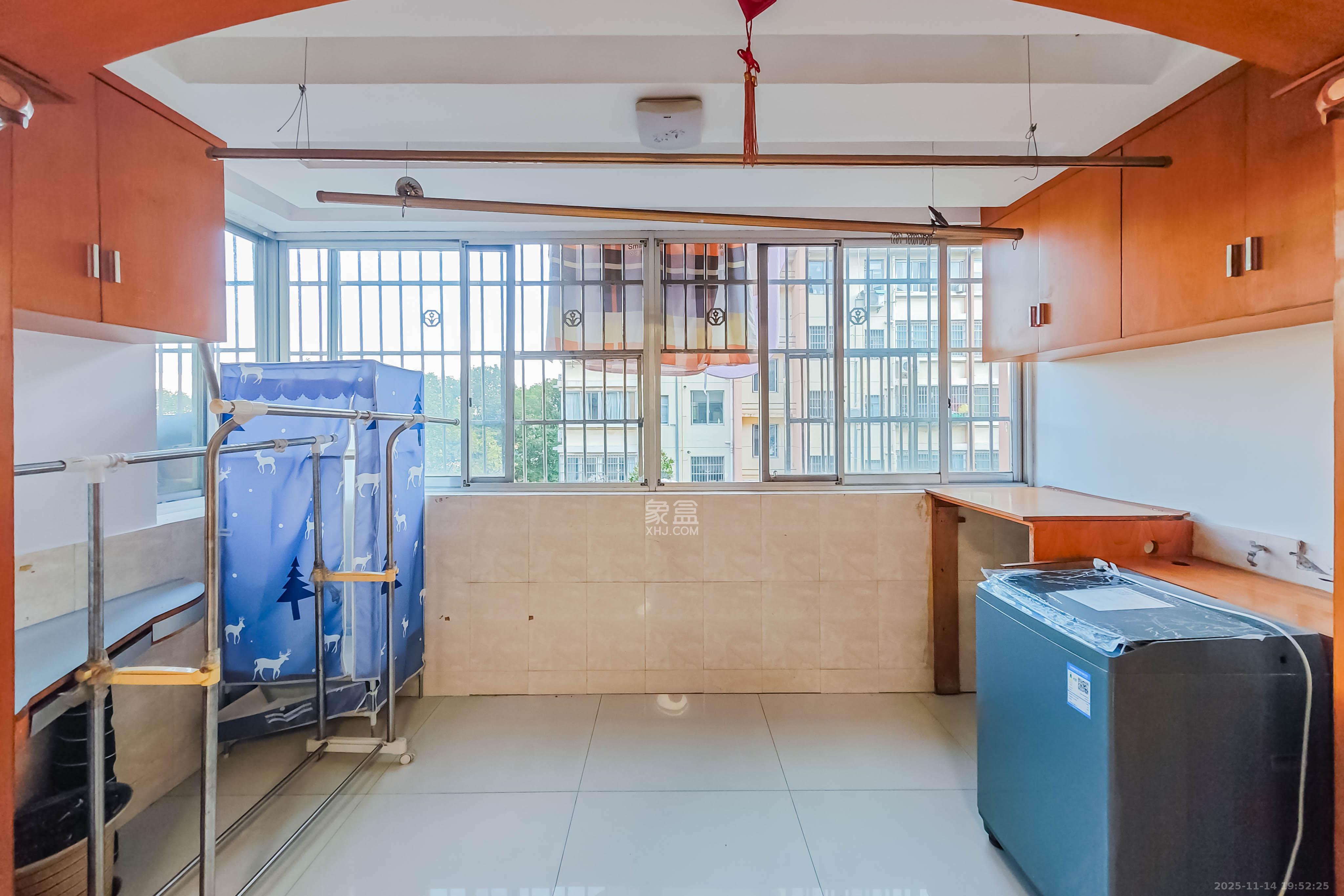 新星小区  2室1厅1卫    64.0万其他