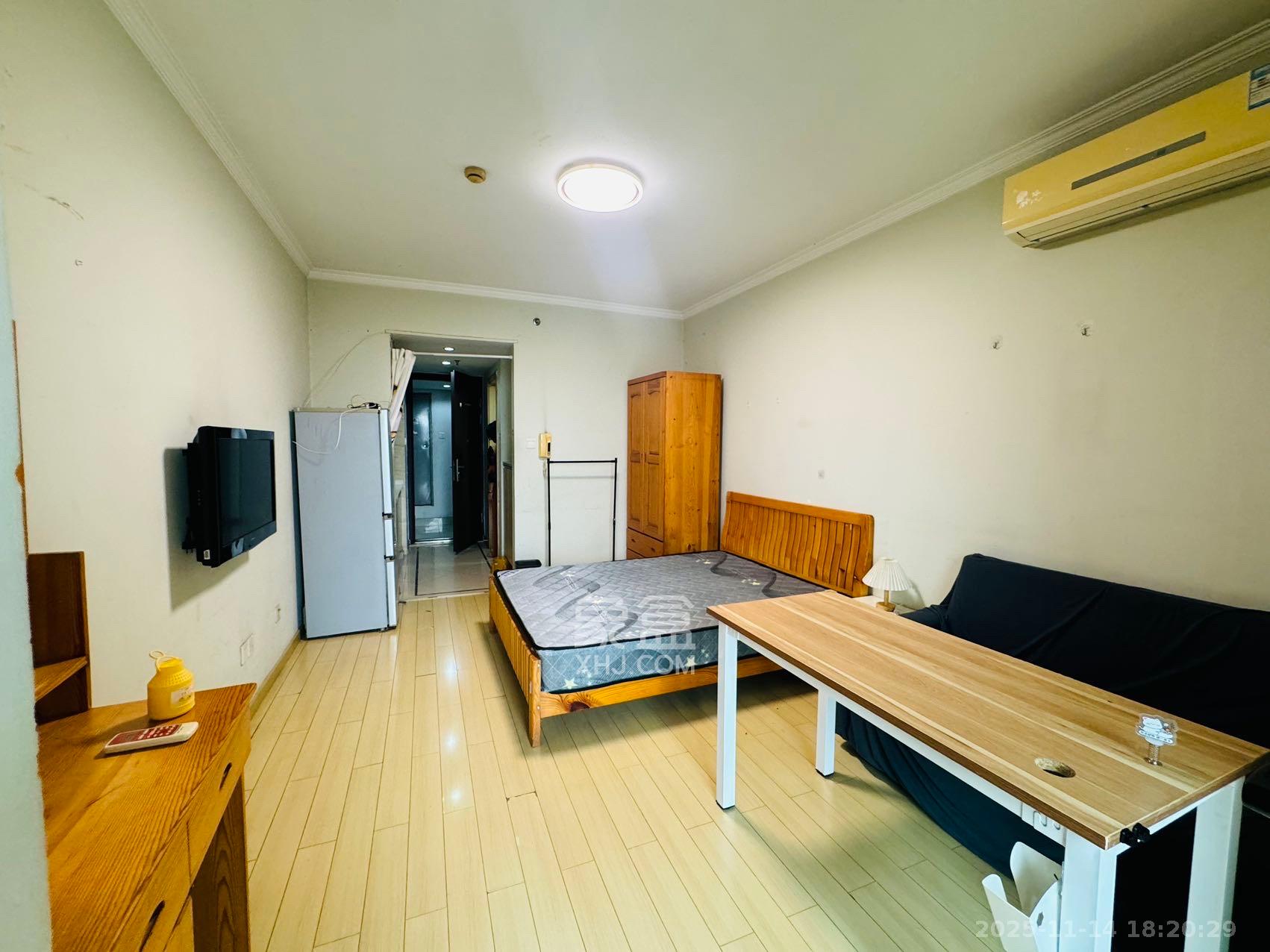 万科金域华府一期  1室1厅1卫    1500.0元/月室内图