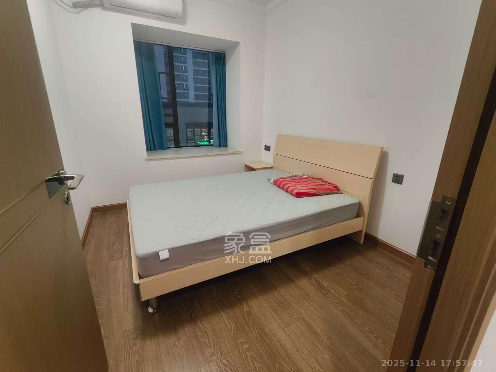 招商华发依云曦城 3室2厅2卫 2500.0元/月 招商华发依云曦城 3室2厅2卫 2500.0元/月室内图