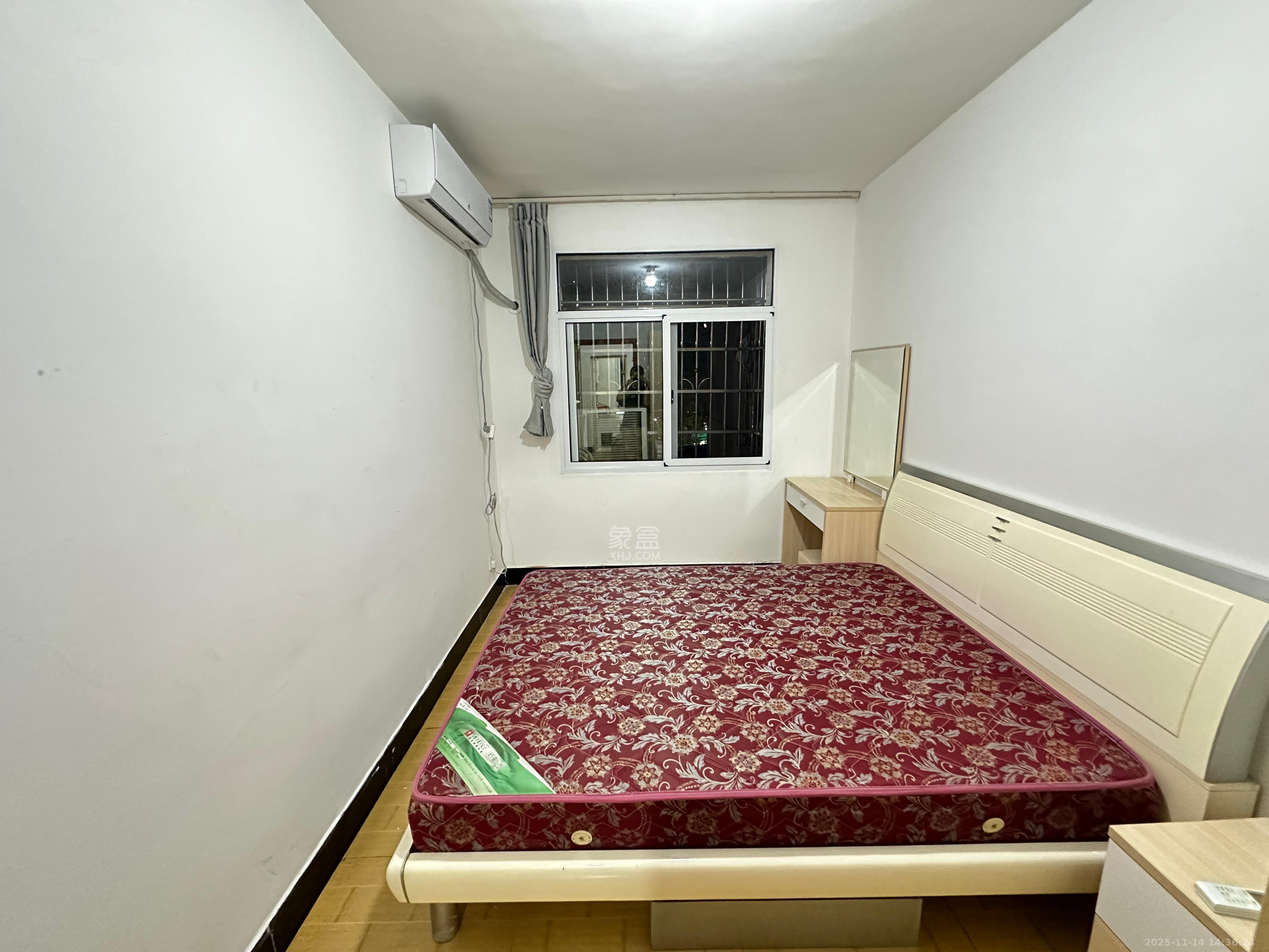 涂家冲社区（涂新小区、农商银行宿舍）  2室1厅1卫    1800.0元/月室内图