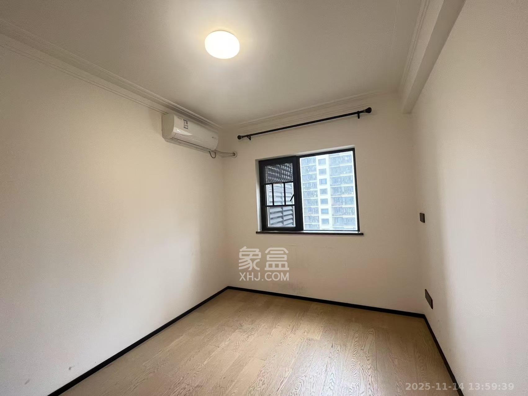 万科金域蓝湾  4室2厅2卫    4200.0元/月室内图