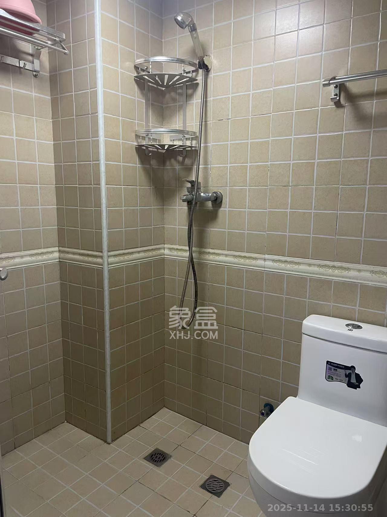 五矿紫湖香醍 1室1厅1卫 1000.0元/月 五矿紫湖香醍 1室1厅1卫 1000.0元/月室内图