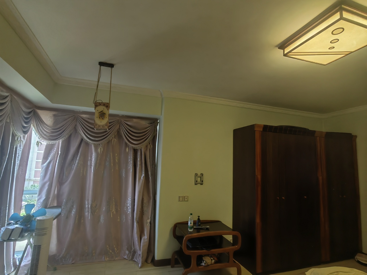 置地花园  3室2厅2卫    4700.0元/月室内图