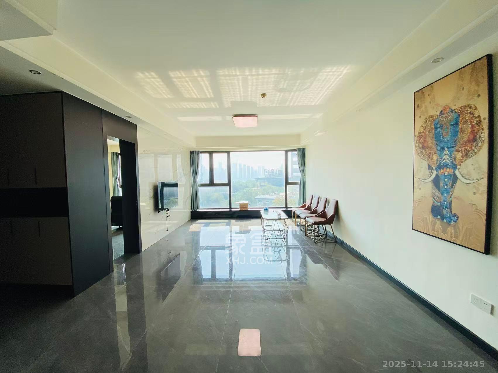 远洋外滩壹号  4室2厅2卫    7500.0元/月