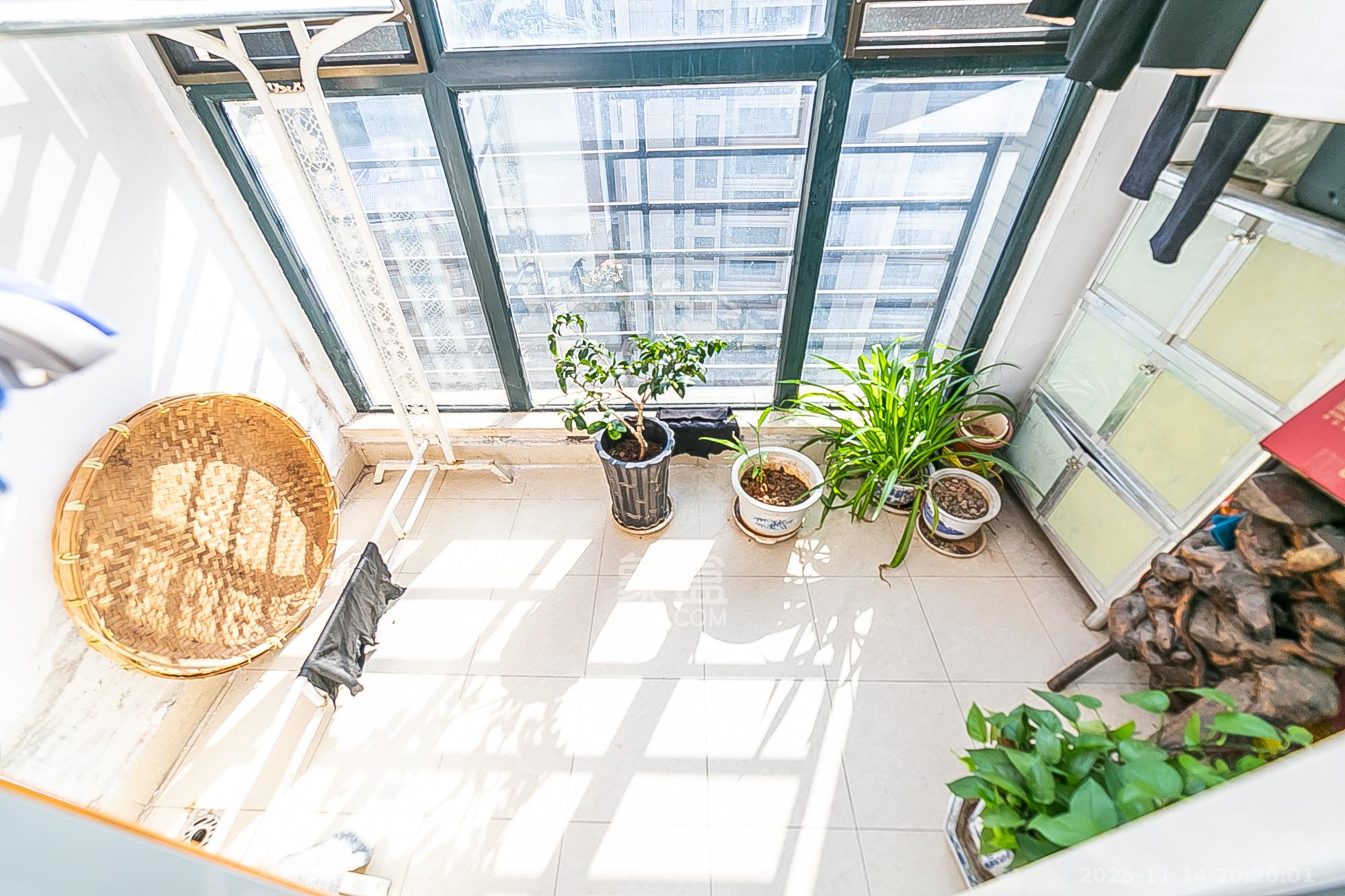 湘江锦绣  3室2厅2卫    68.0万其他