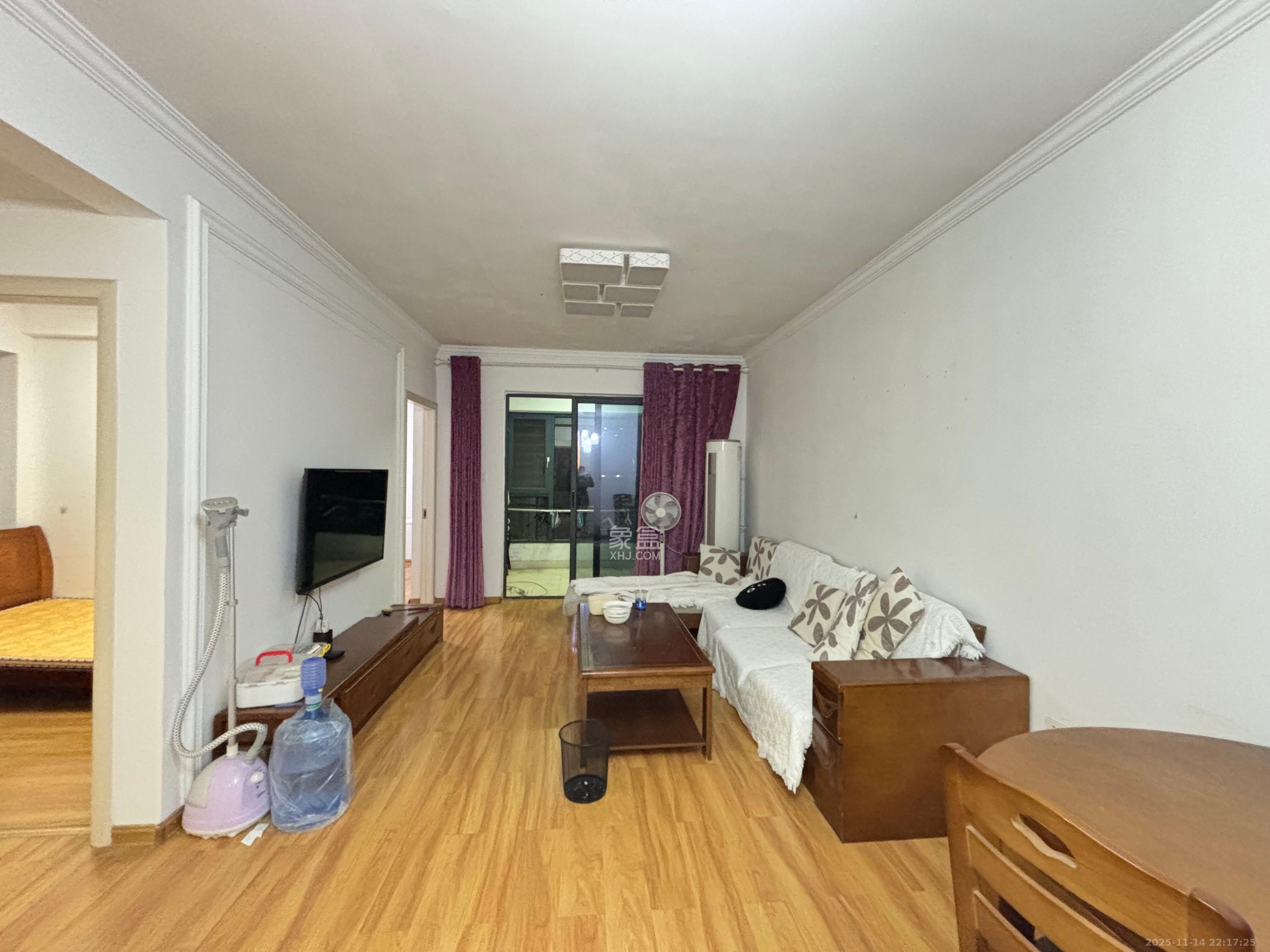 建发中央悦府  3室2厅1卫    2600.0元/月