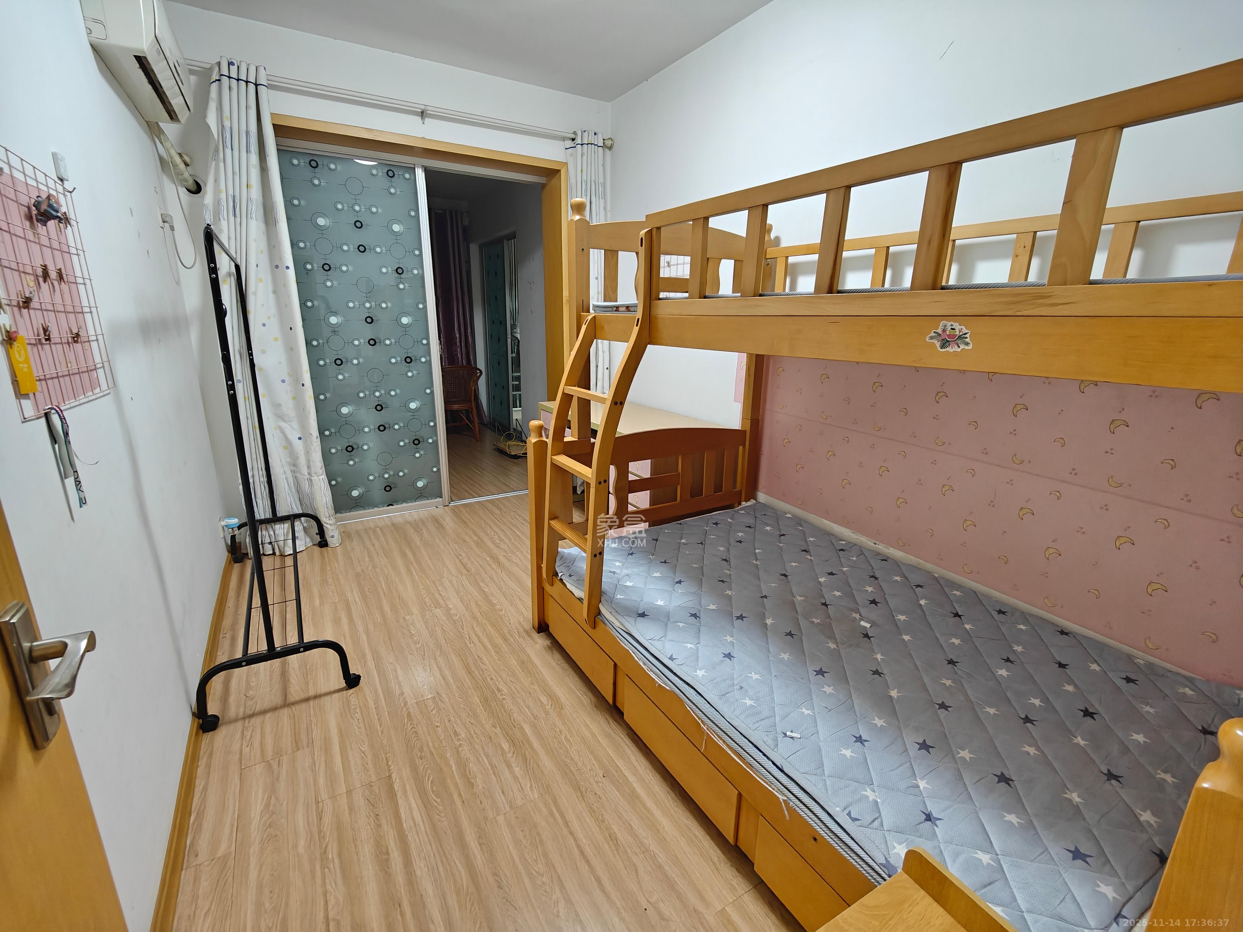 西子湖畔沃府 3室2厅2卫 3000.0元/月 西子湖畔沃府 3室2厅2卫 3000.0元/月室内图