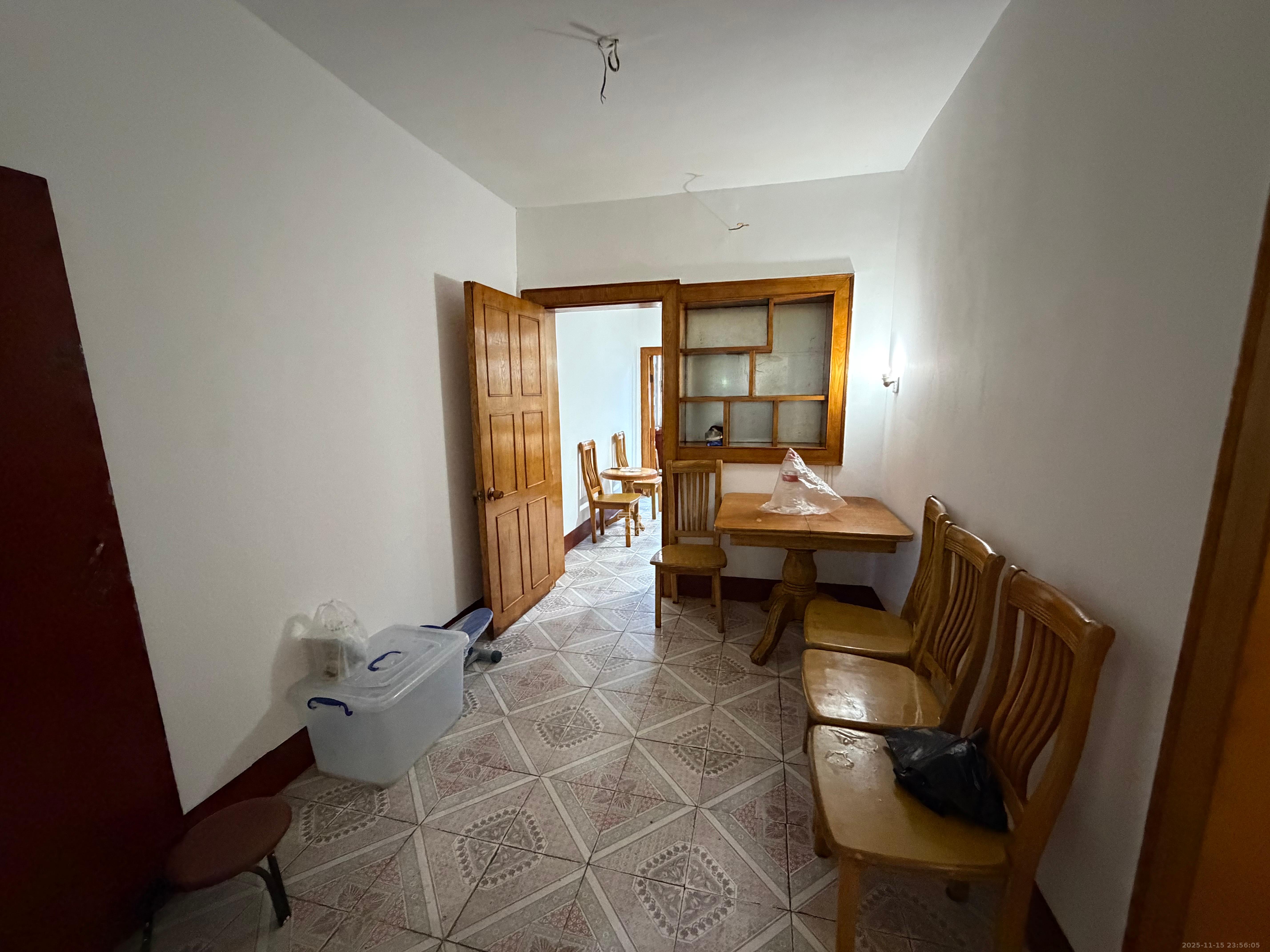 红旗区三片 1室2厅1卫 1200.0元/月 红旗区三片 1室2厅1卫 1200.0元/月室内图