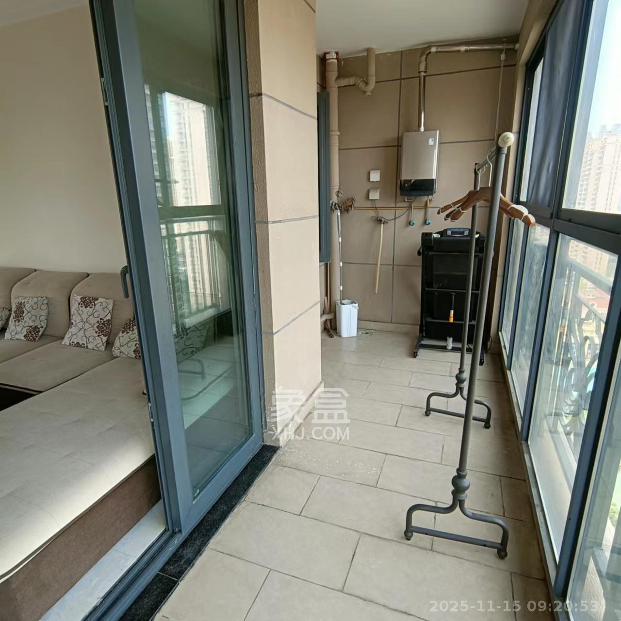 恒大御景天下城一期  3室2厅1卫    2200.0元/月室内图