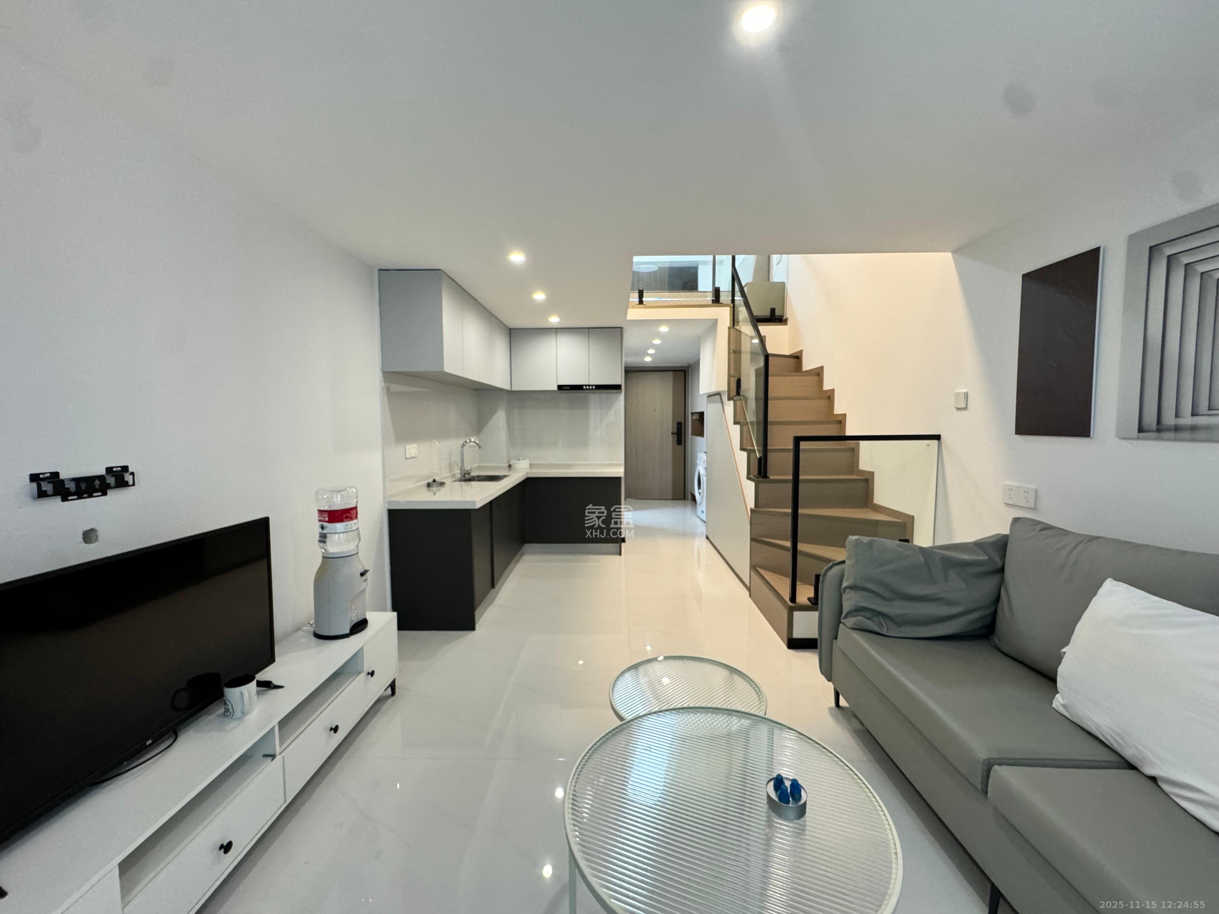 力高凤凰新天 1室0厅0卫 2100.0元/月 力高凤凰新天 1室0厅0卫 2100.0元/月室内图