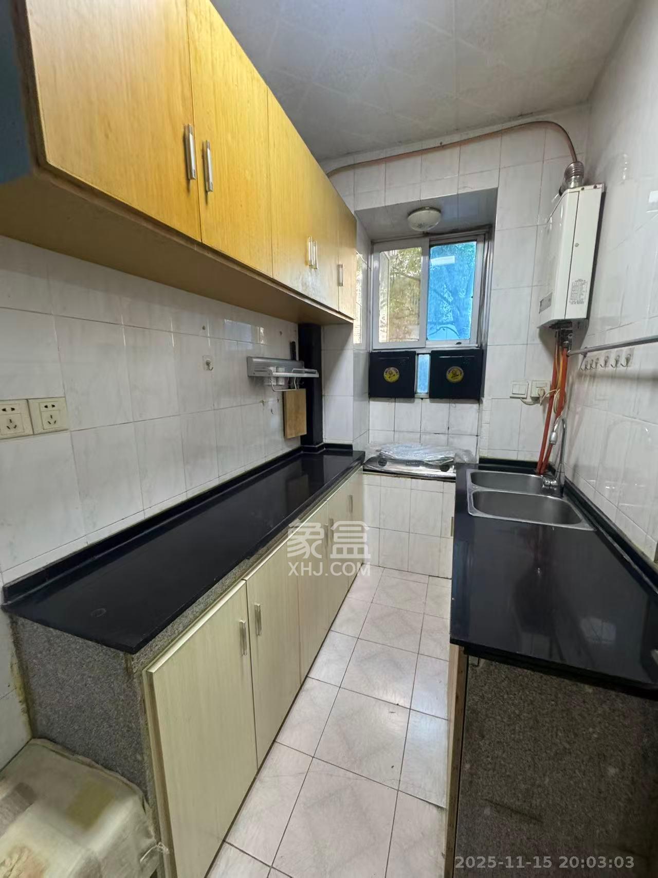 乔庄社区  3室1厅1卫    2200.0元/月室内图